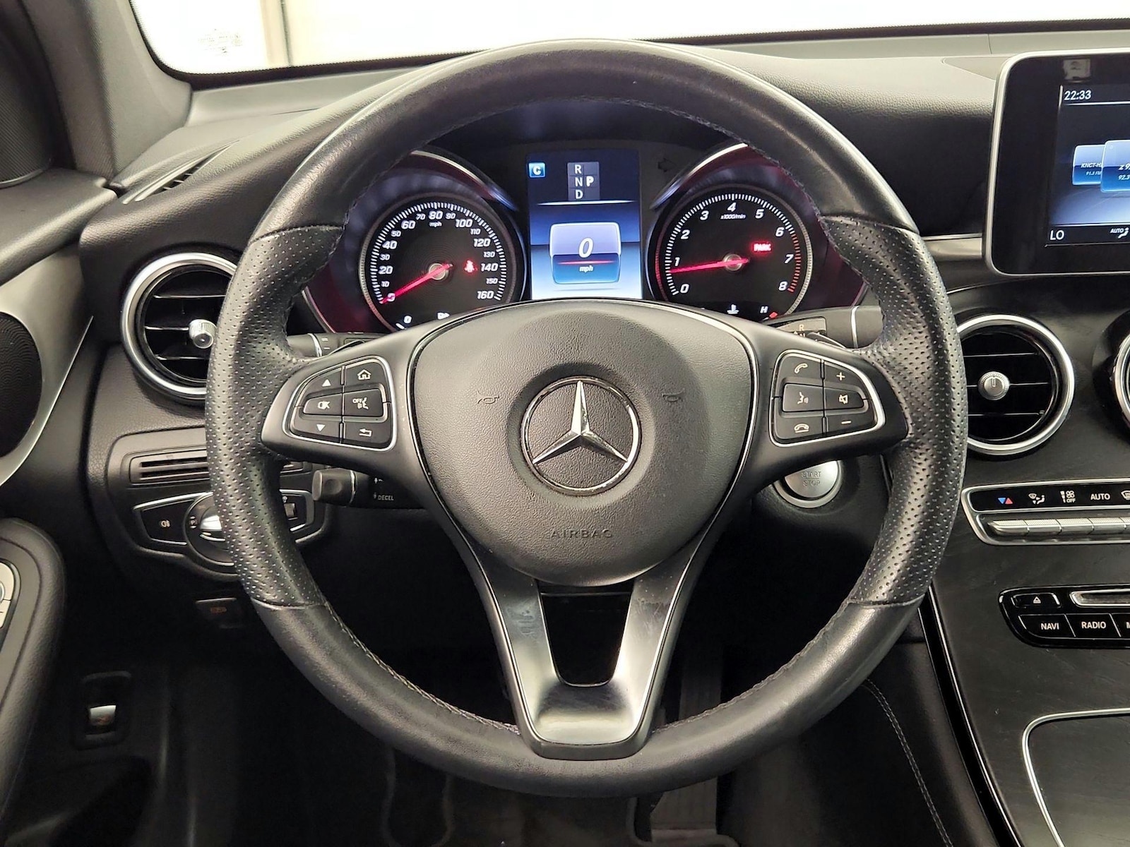 2019 Mercedes-Benz GLC GLC300 - Photo 11