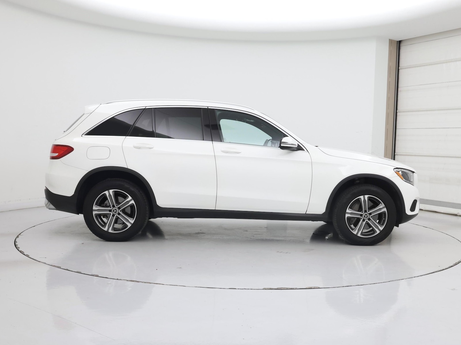 2019 Mercedes-Benz GLC GLC300 - Photo 8