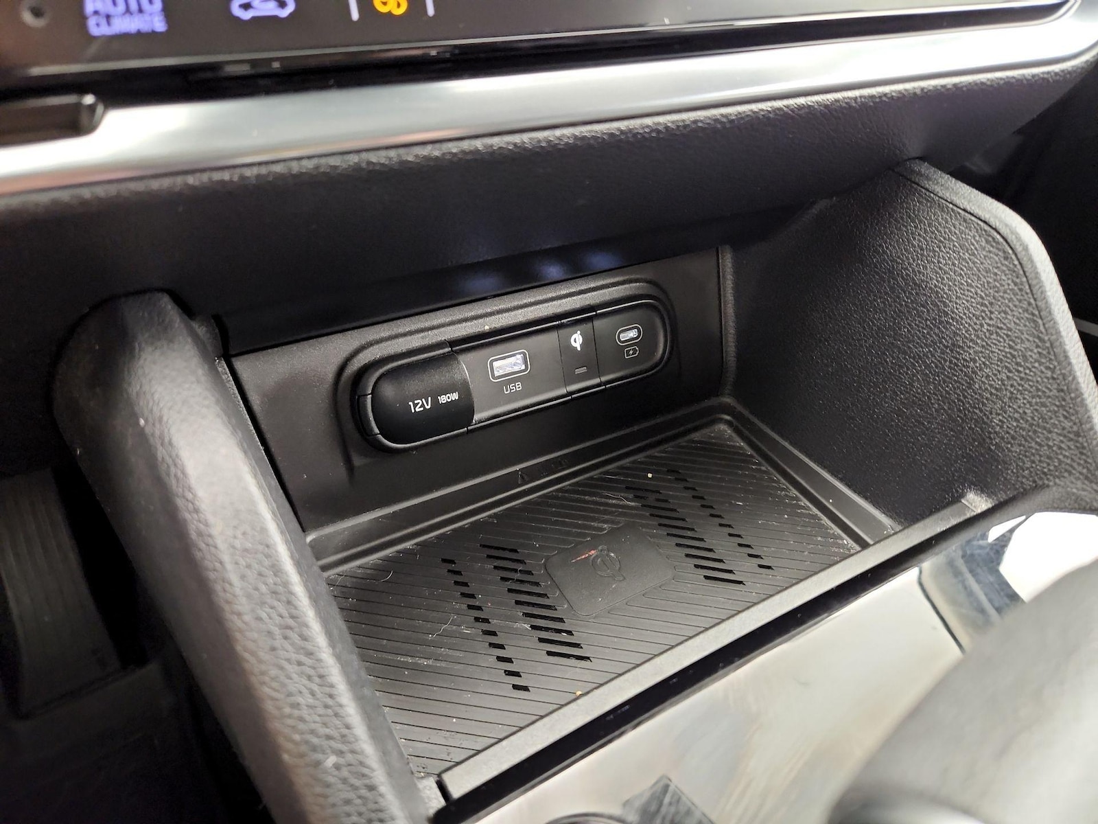 2023 Kia Sportage EX - Photo 20