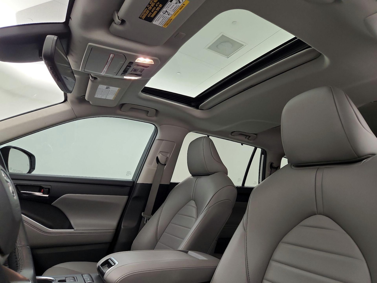 Sunroof(s) & Overhead Airbags