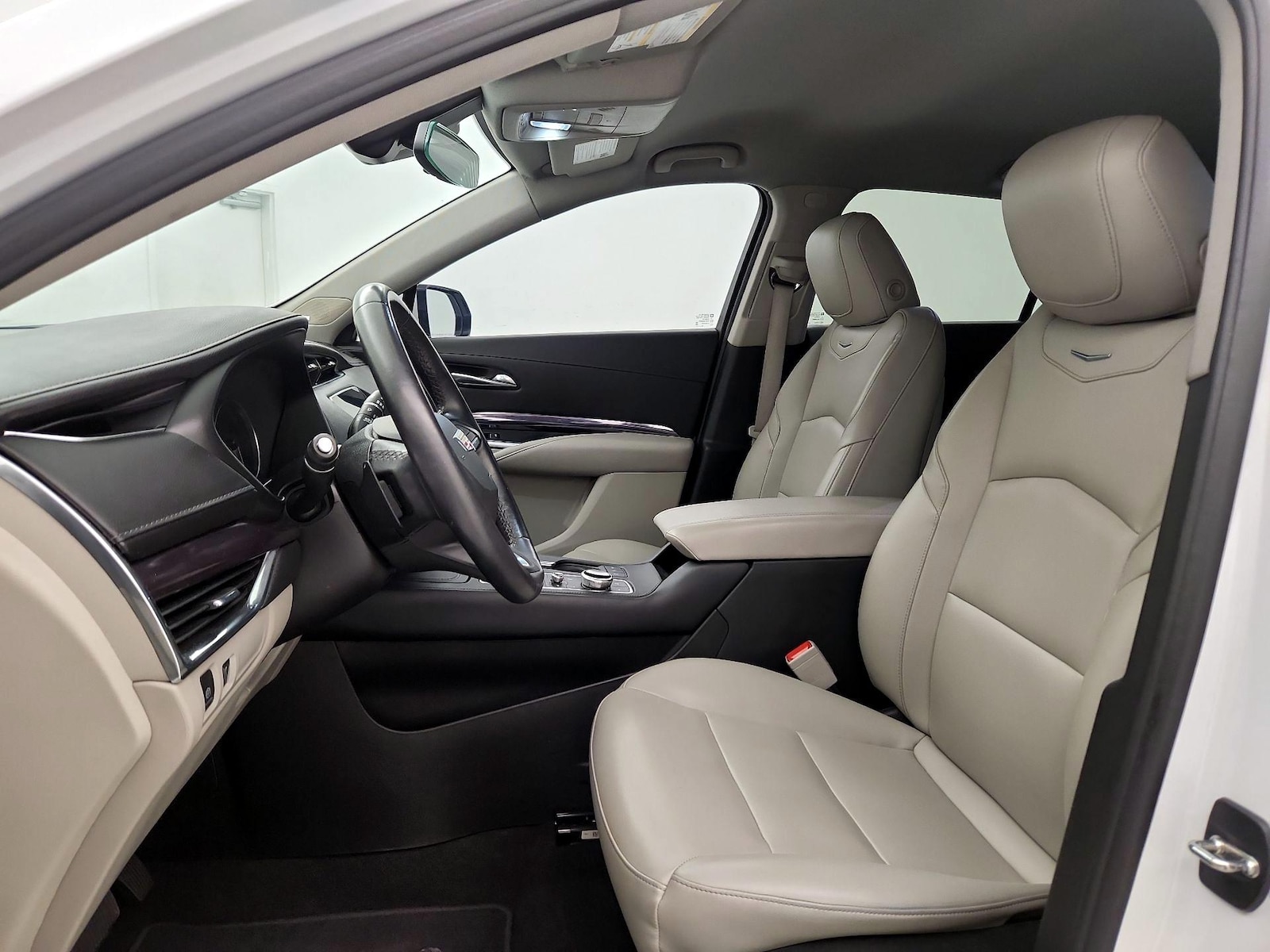 Power Seat(s) & Side Airbags