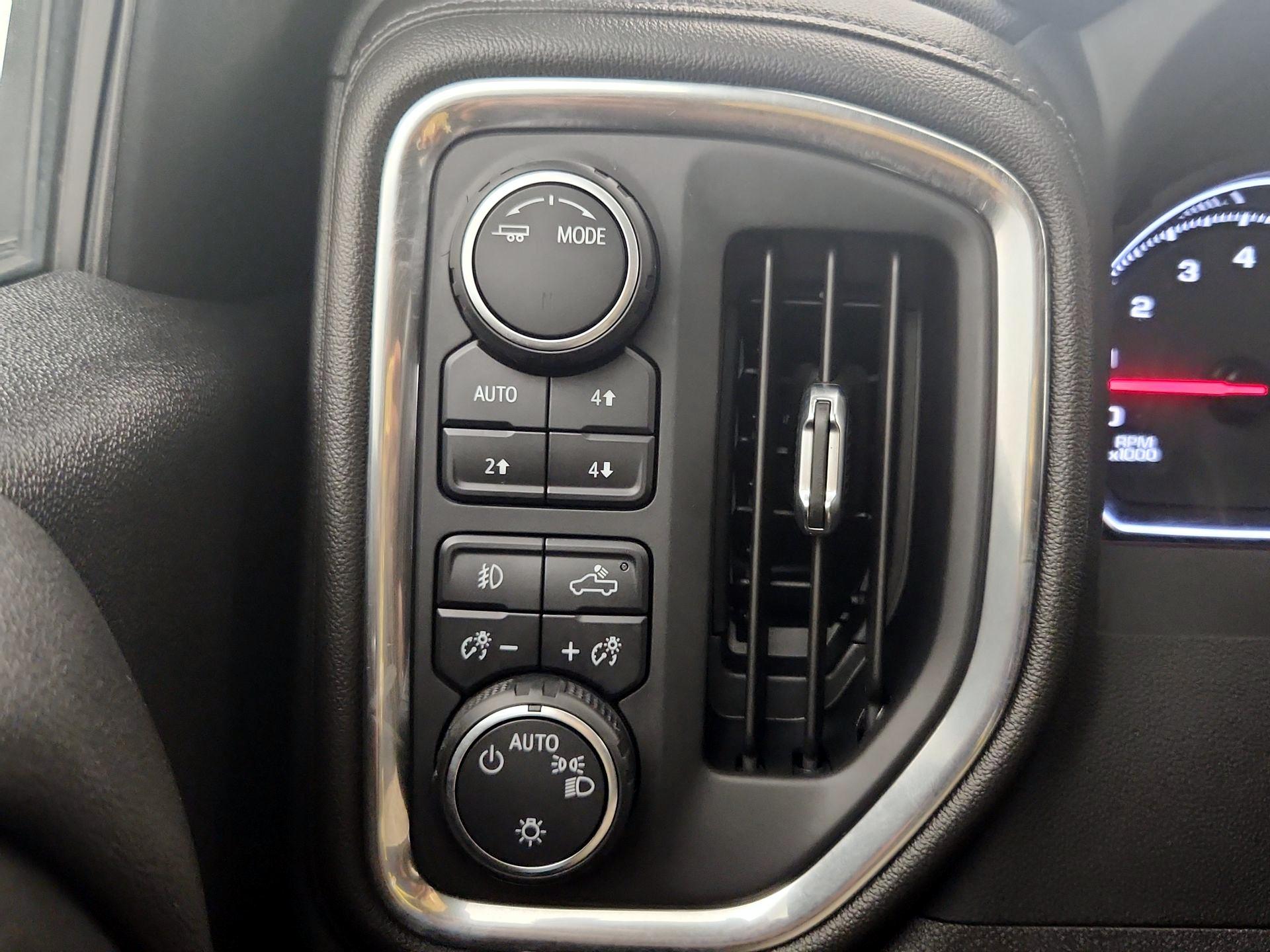Thumbnail: 2022 Chevrolet Silverado 1500 - 13