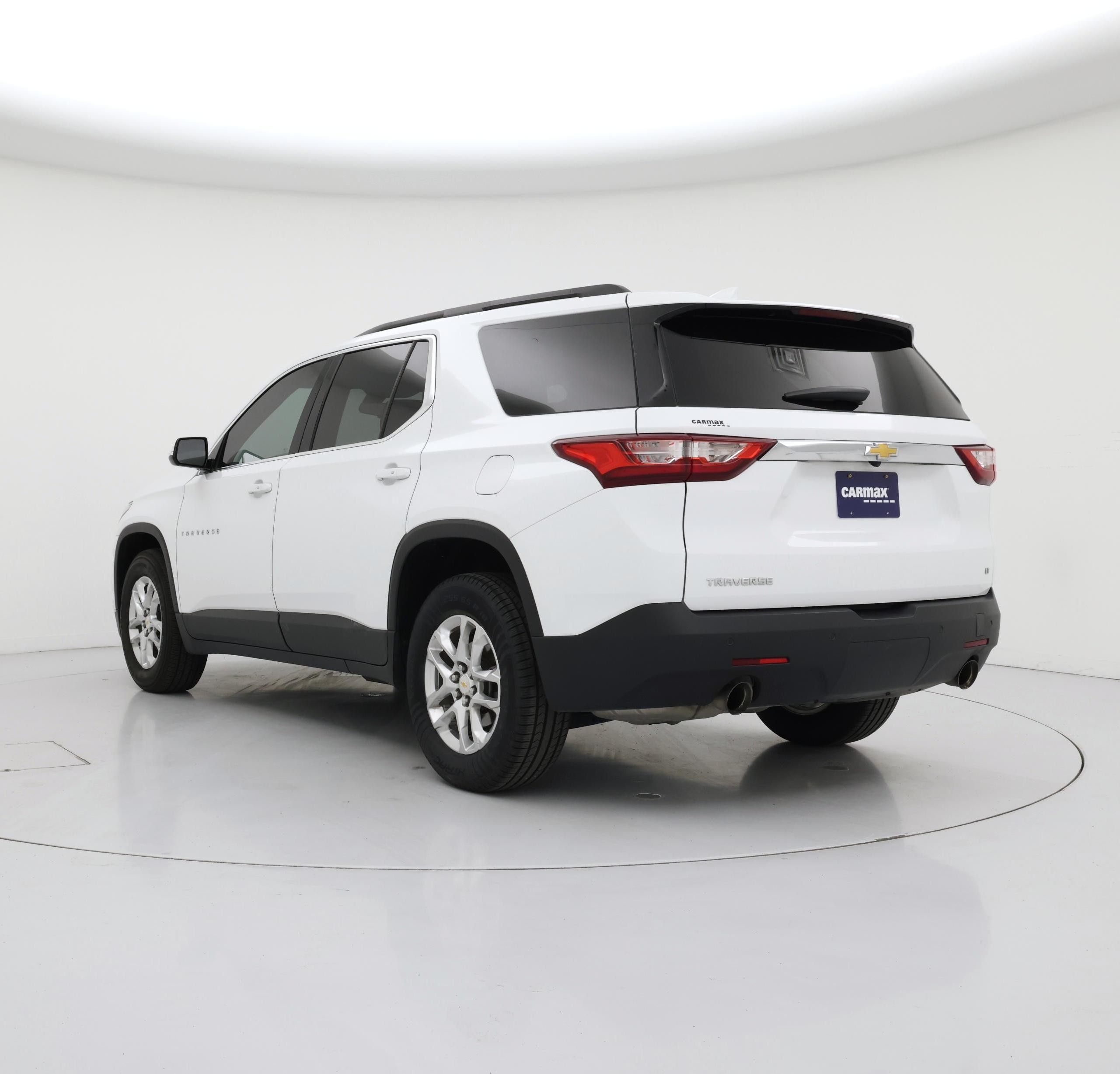 Thumbnail: 2019 Chevrolet Traverse - 2