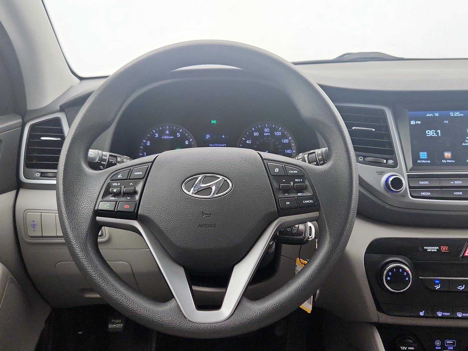 Thumbnail: 2018 Hyundai Tucson - 10