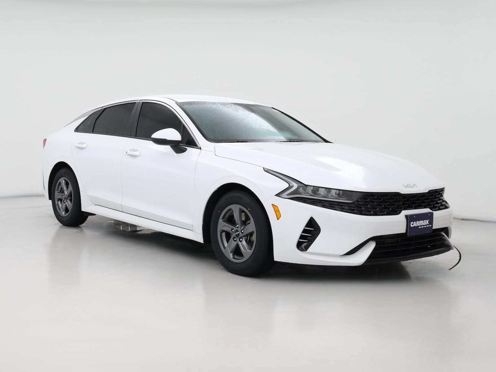 2023 Kia K5 LXS - Photo 1