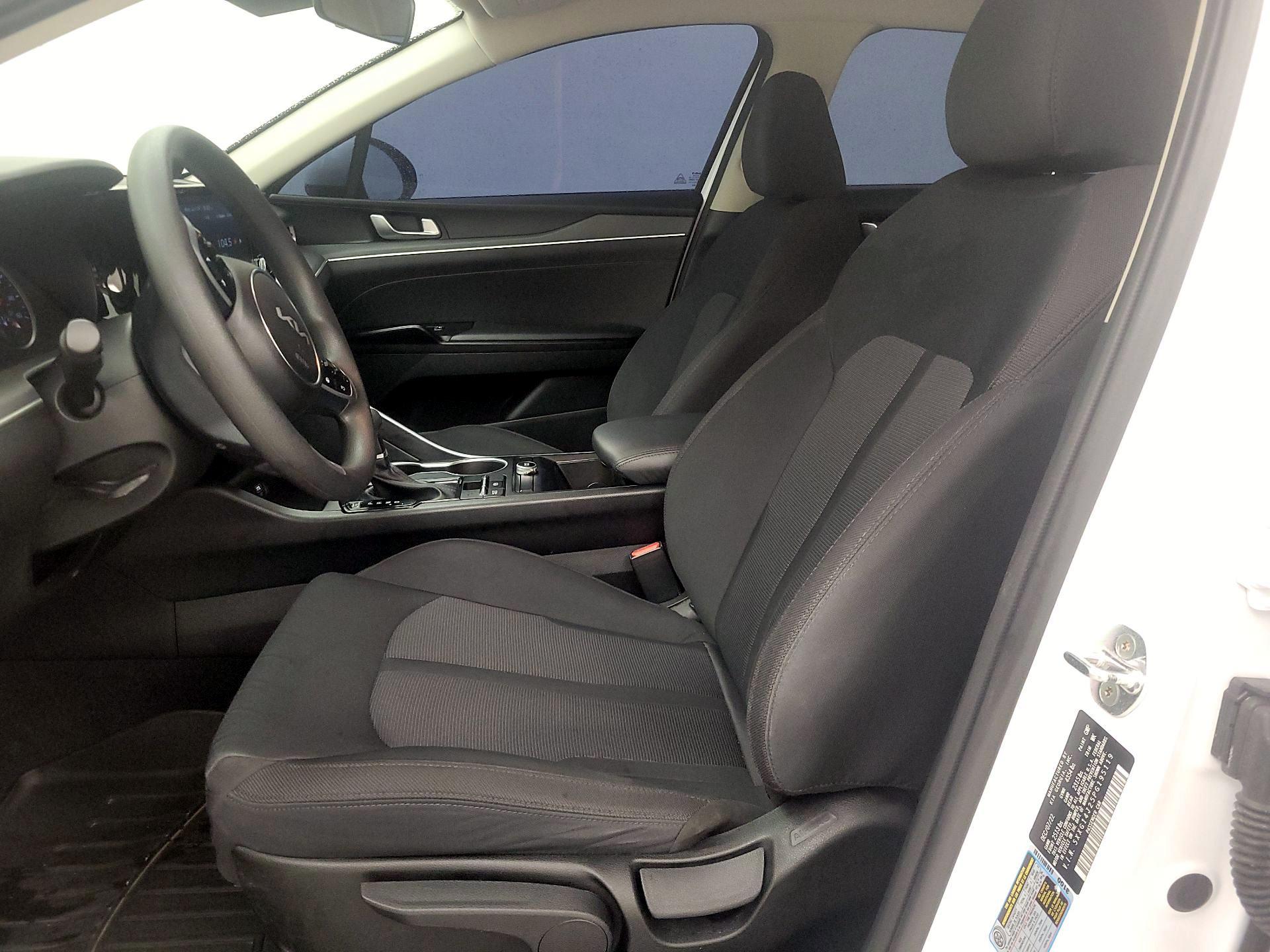 Thumbnail: 2023 Kia K5 - 11