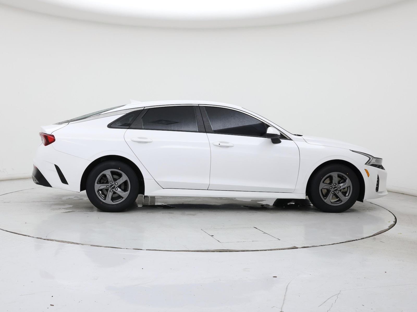 2023 Kia K5 LXS - Photo 8