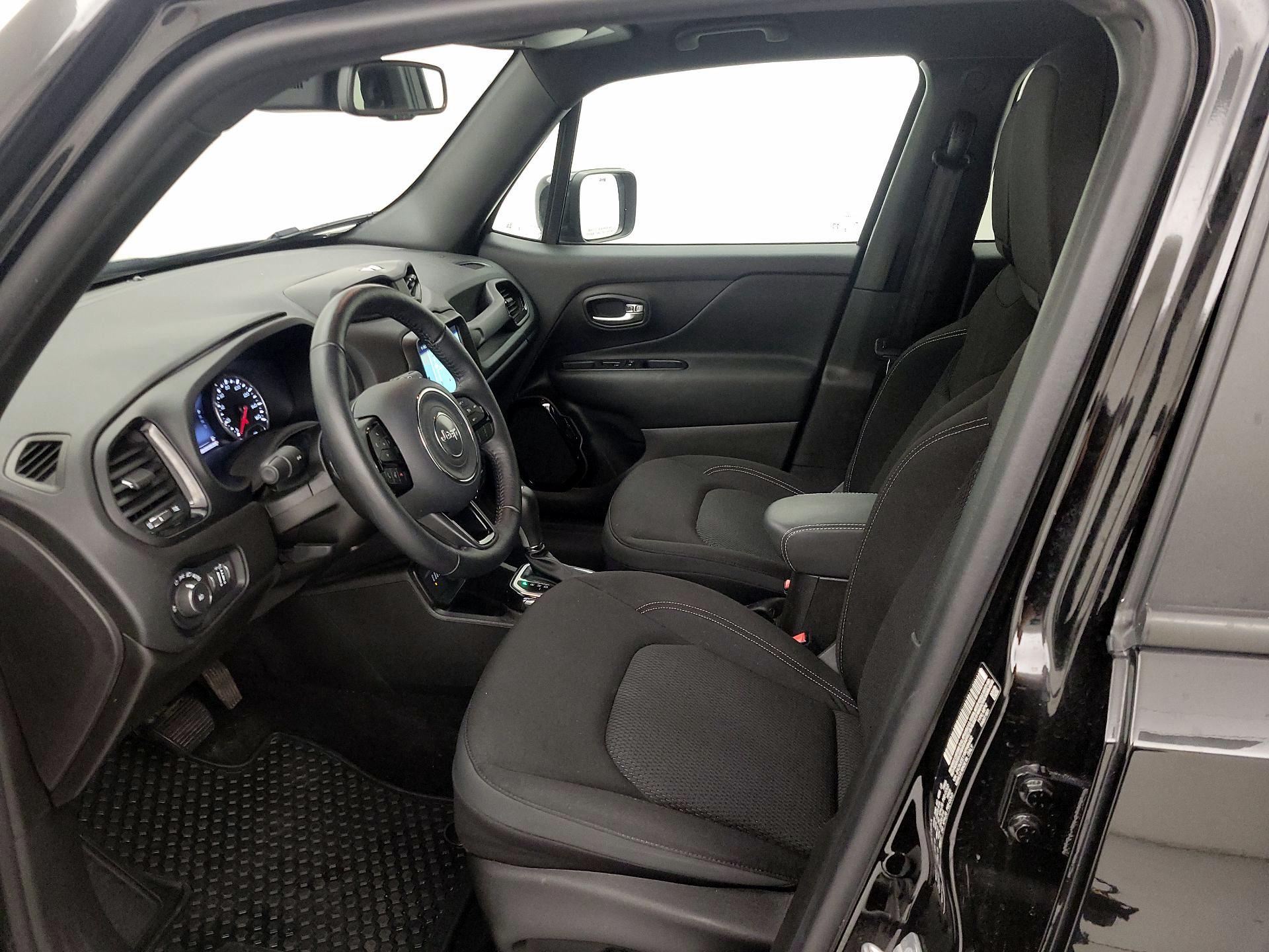 Thumbnail: 2022 Jeep Renegade - 11