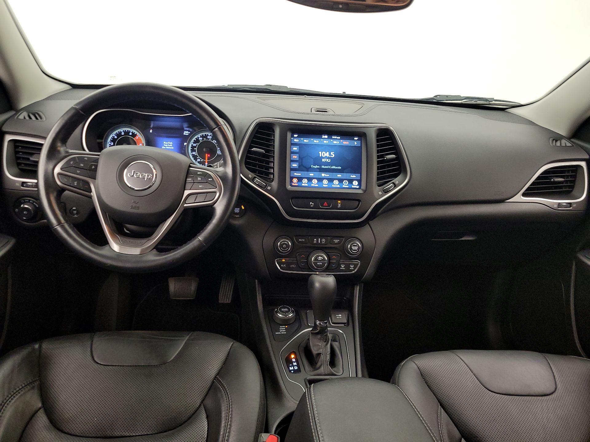 Thumbnail: 2021 Jeep Cherokee - 9
