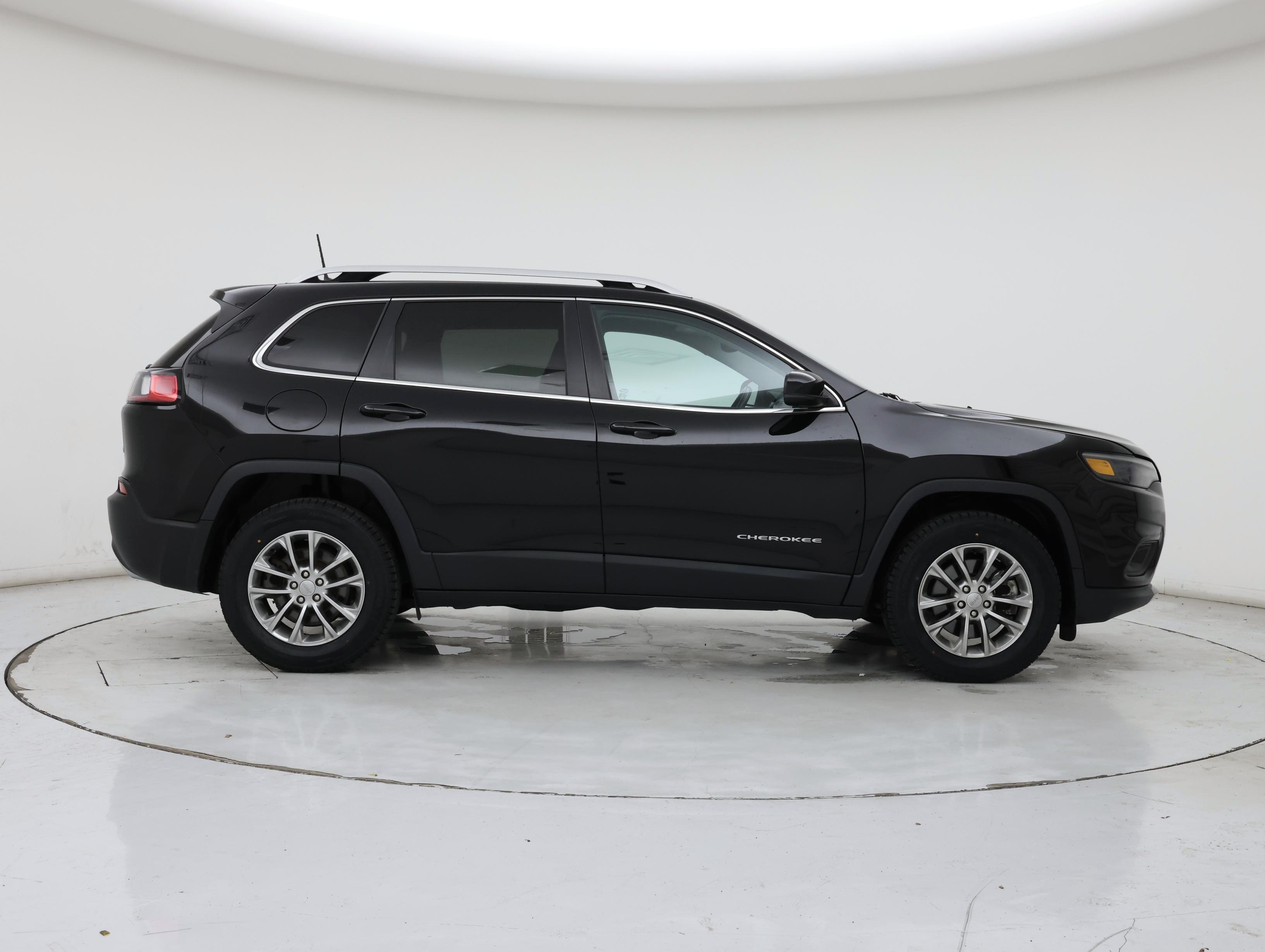 Thumbnail: 2021 Jeep Cherokee - 7