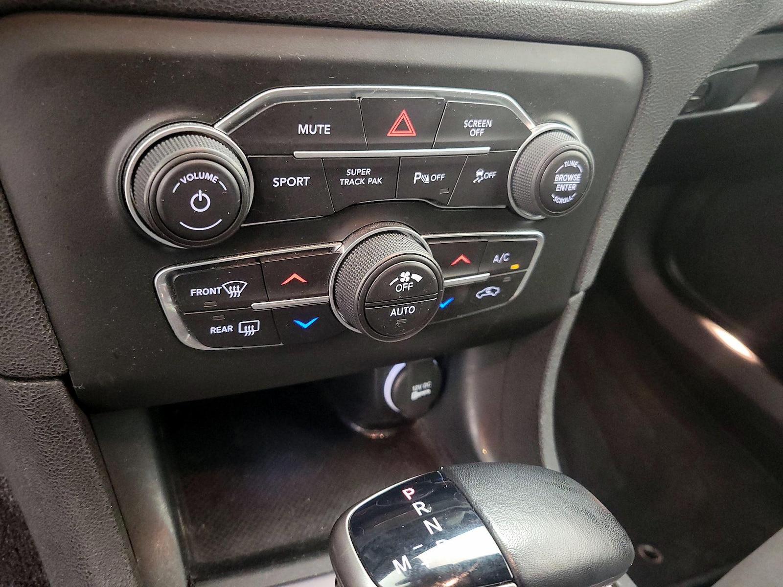 2021 Dodge Charger GT - Photo 17