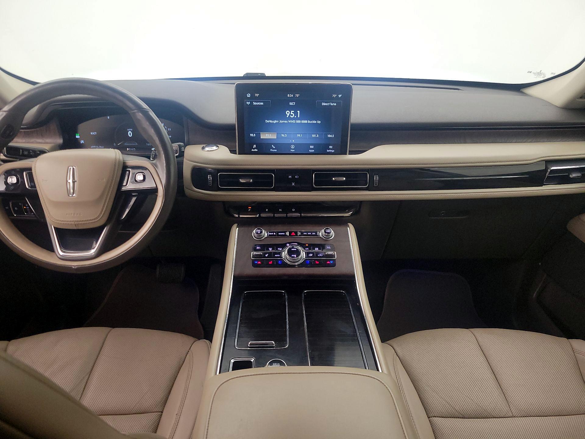 Thumbnail: 2020 Lincoln Aviator - 9