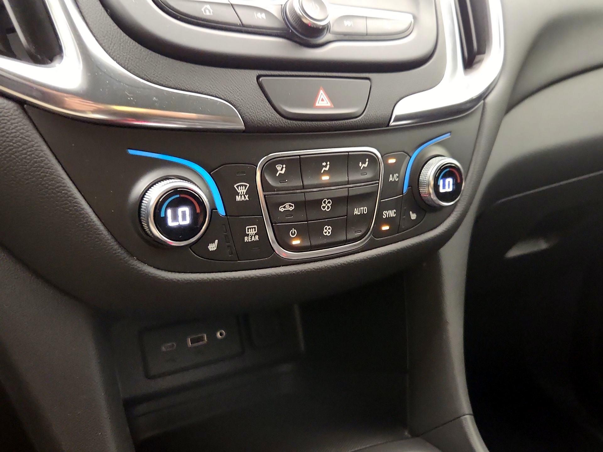 Thumbnail: 2021 Chevrolet Equinox - 16