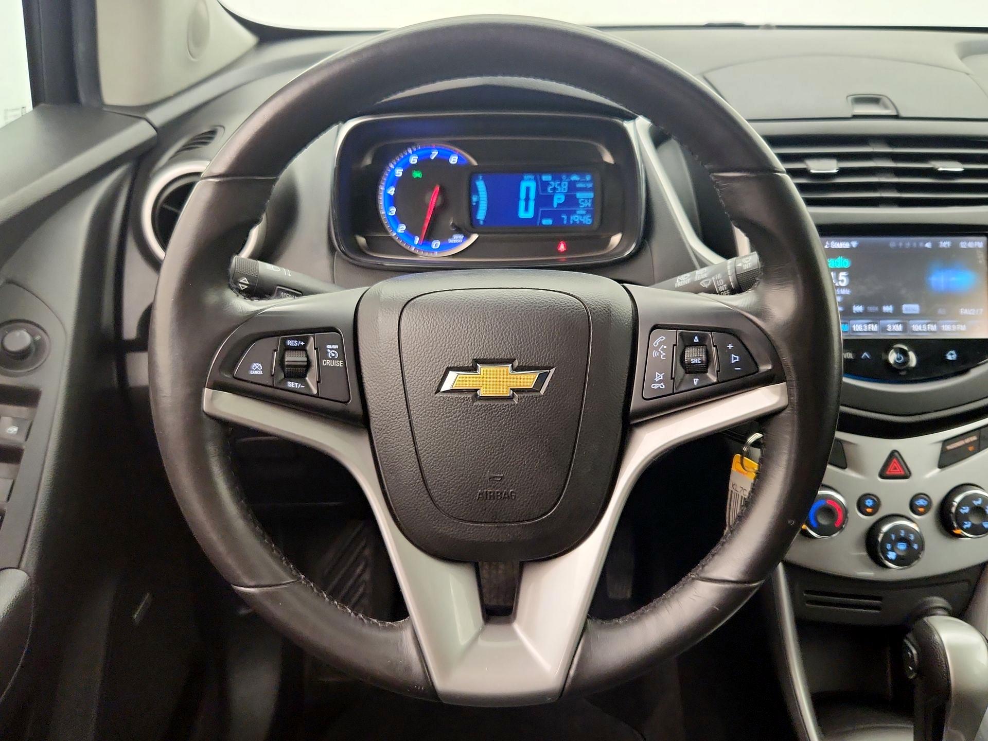 Thumbnail: 2016 Chevrolet Trax - 10