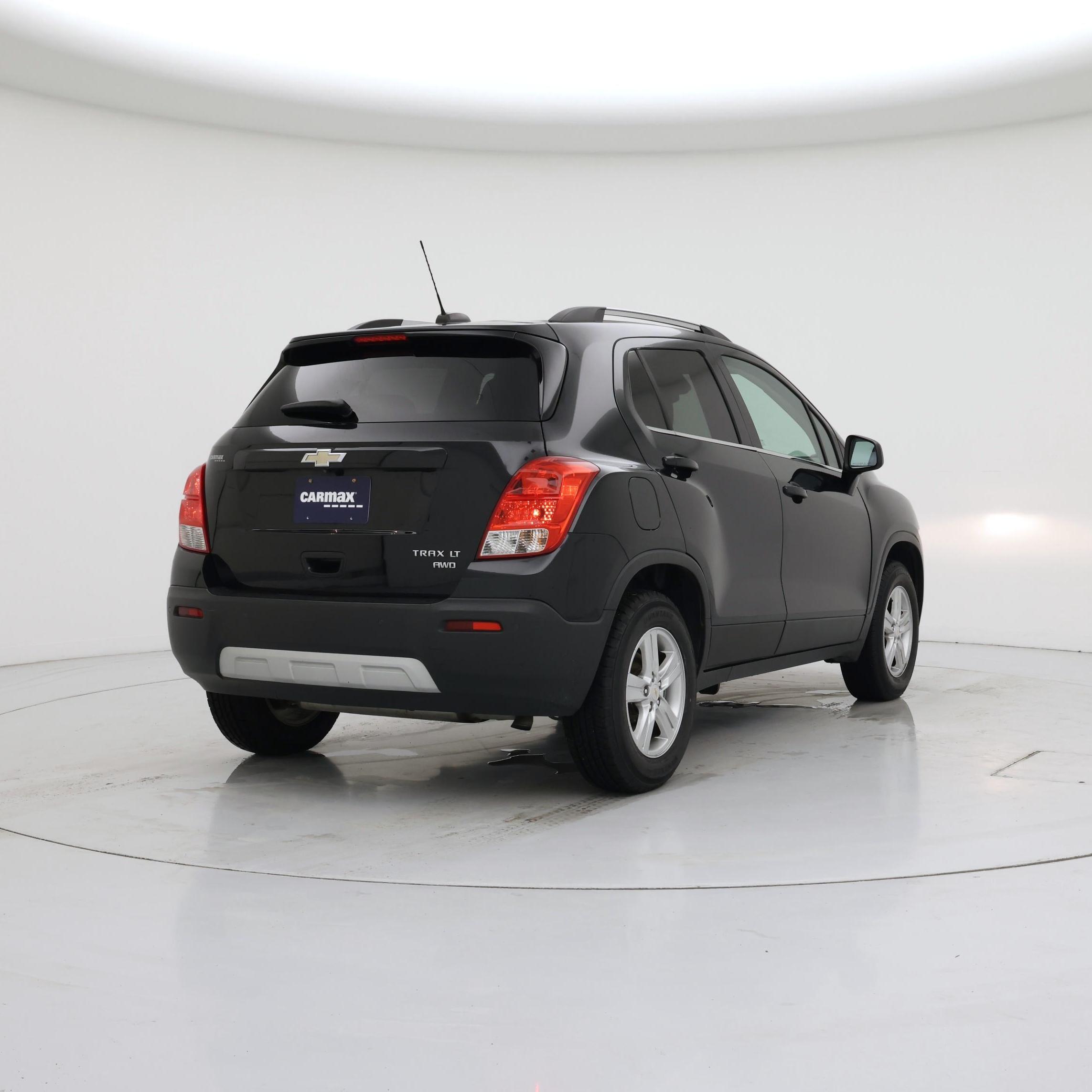 Thumbnail: 2016 Chevrolet Trax - 8