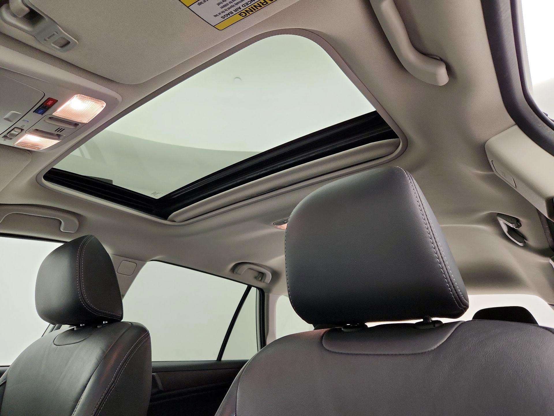 Thumbnail: 2017 Subaru Outback - 20