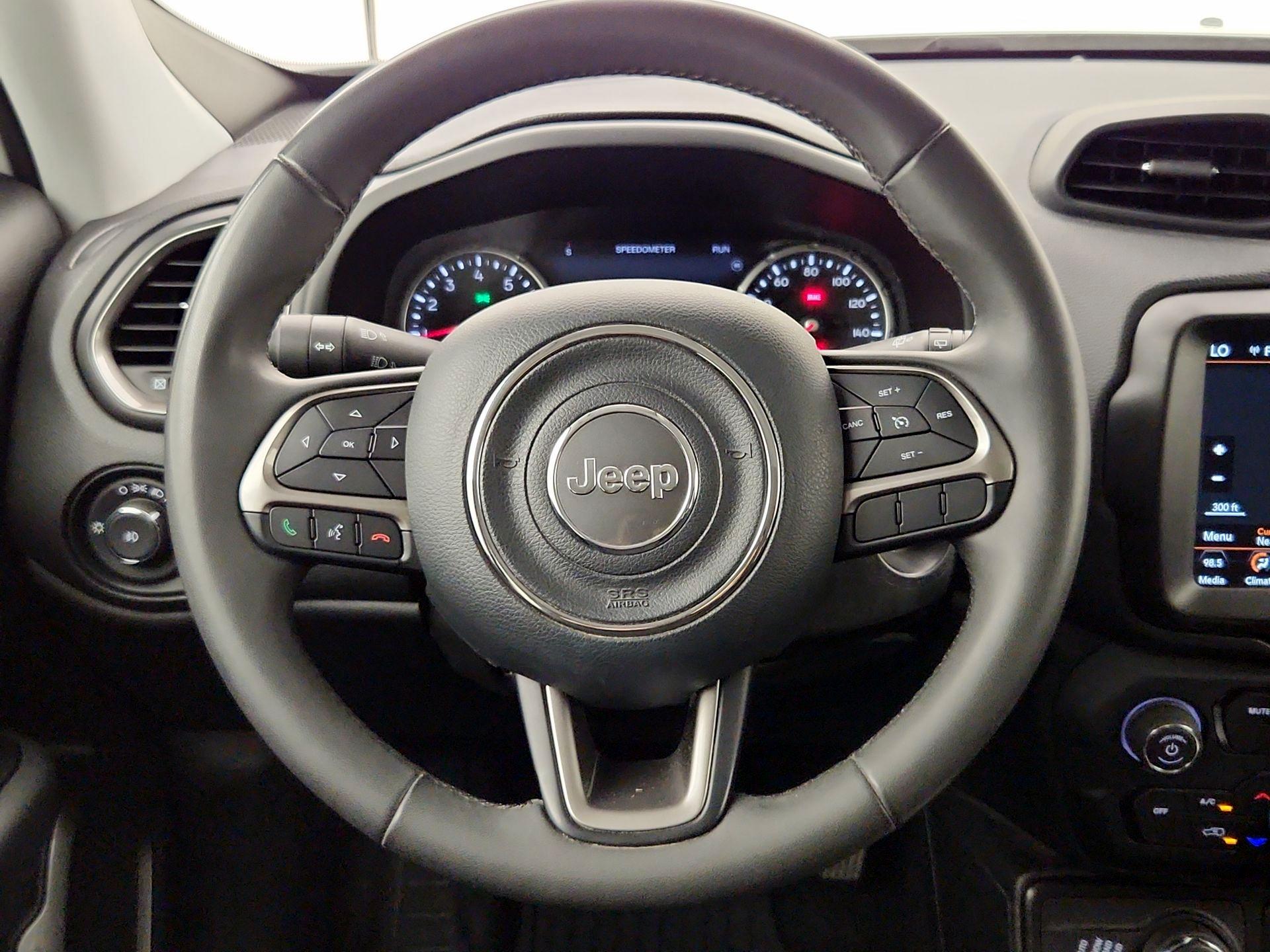 Thumbnail: 2022 Jeep Renegade - 10