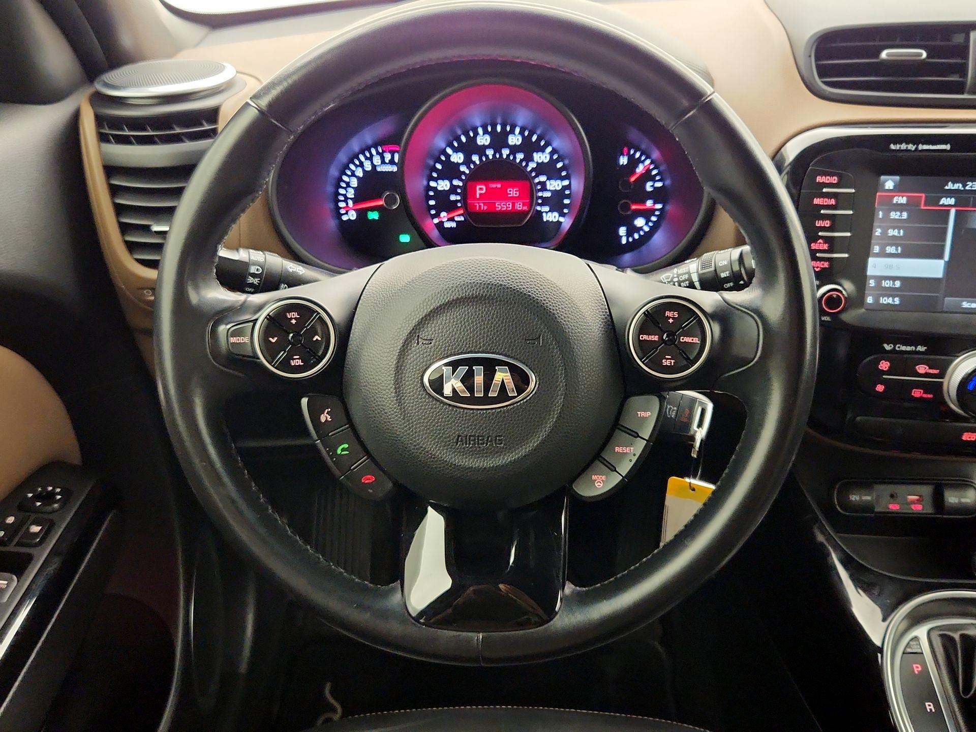 Thumbnail: 2016 Kia Soul - 10