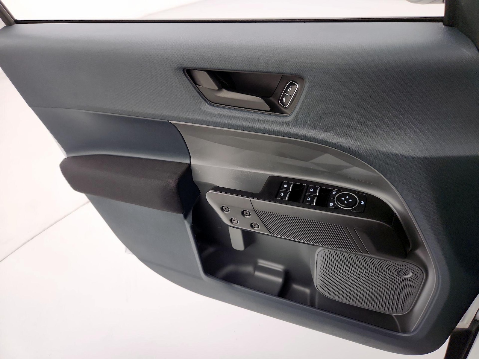 2024 Ford Maverick XL - Photo 13