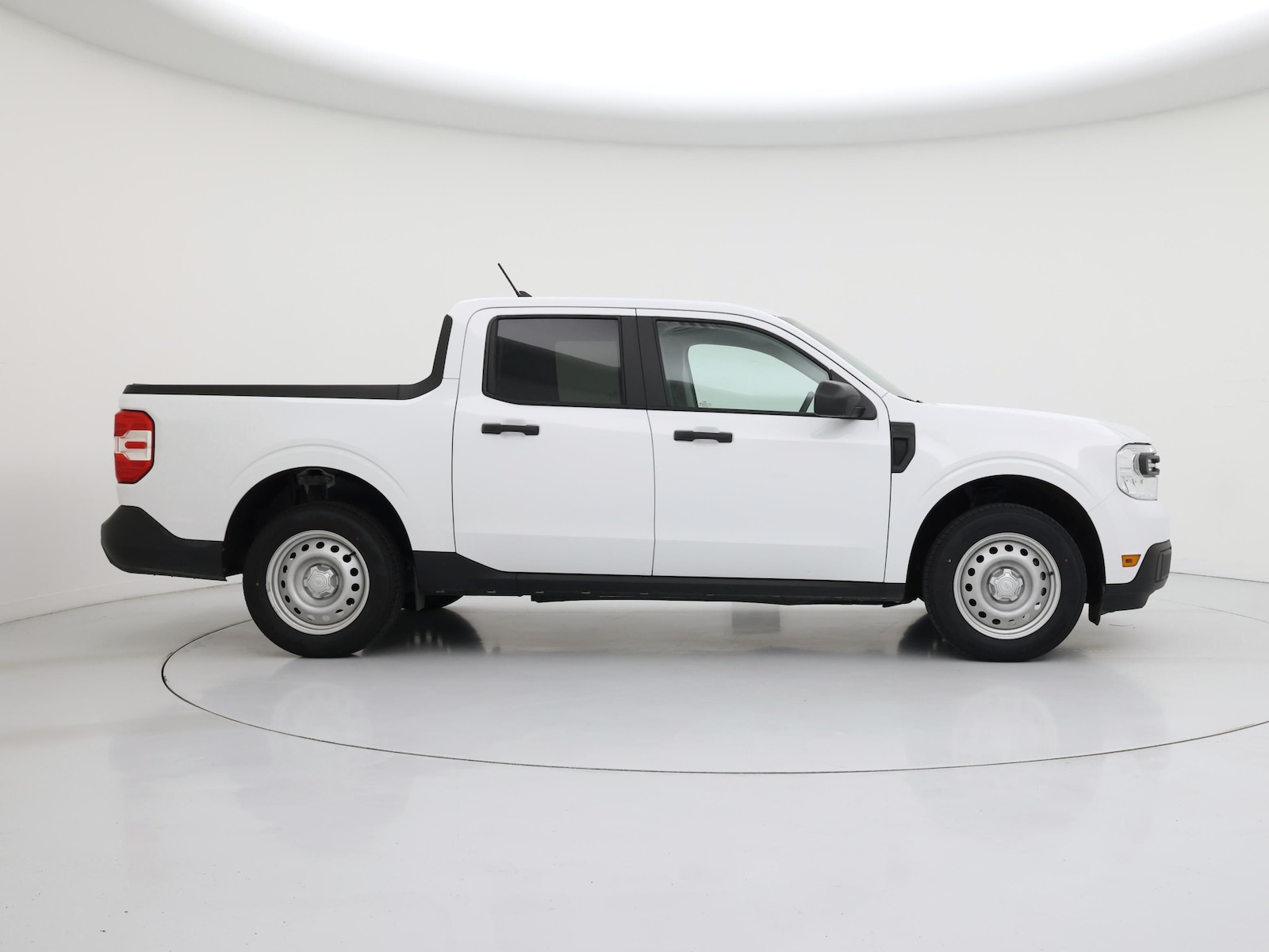 2024 Ford Maverick XL - Photo 8