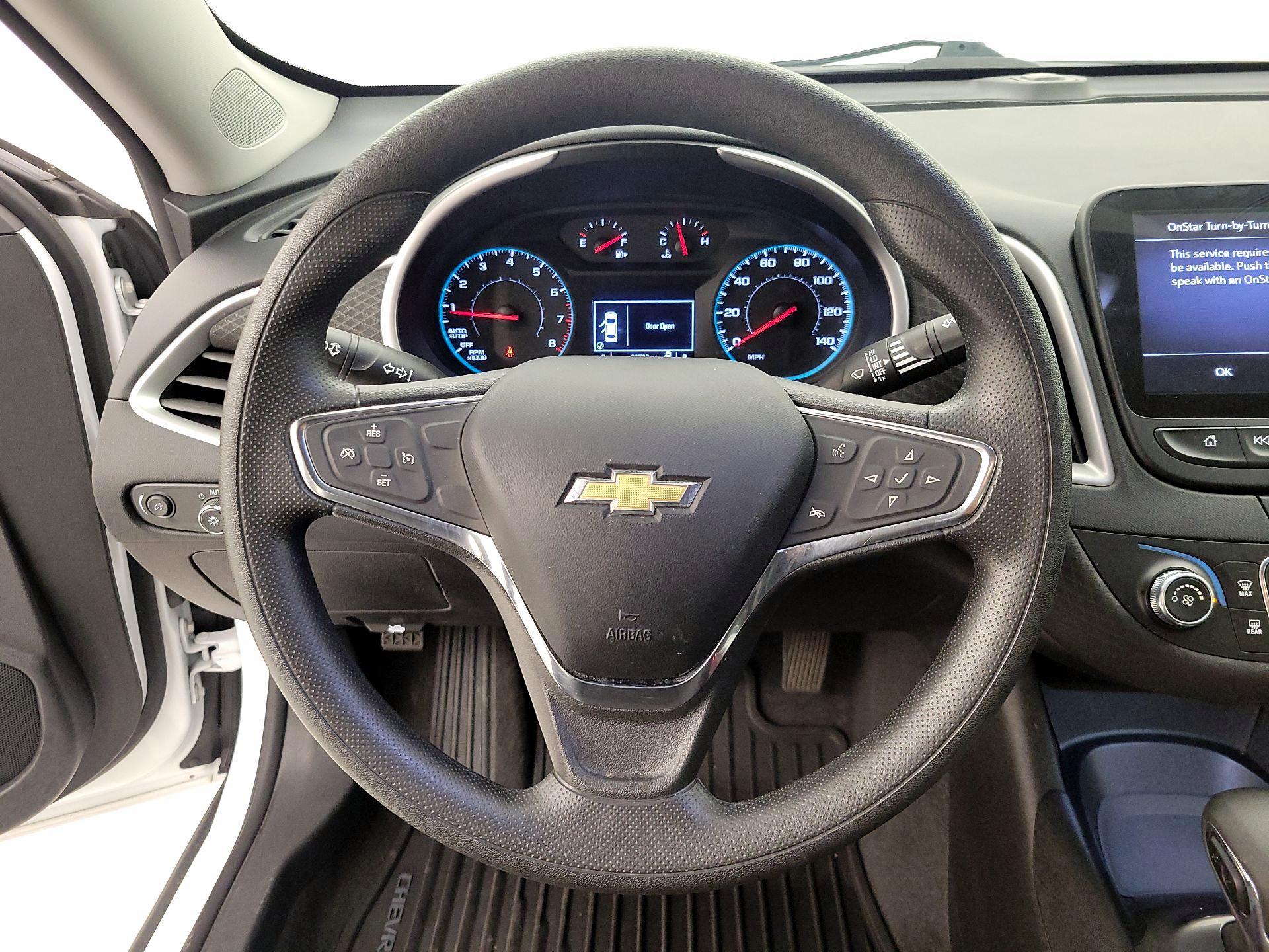 Thumbnail: 2021 Chevrolet Malibu - 10