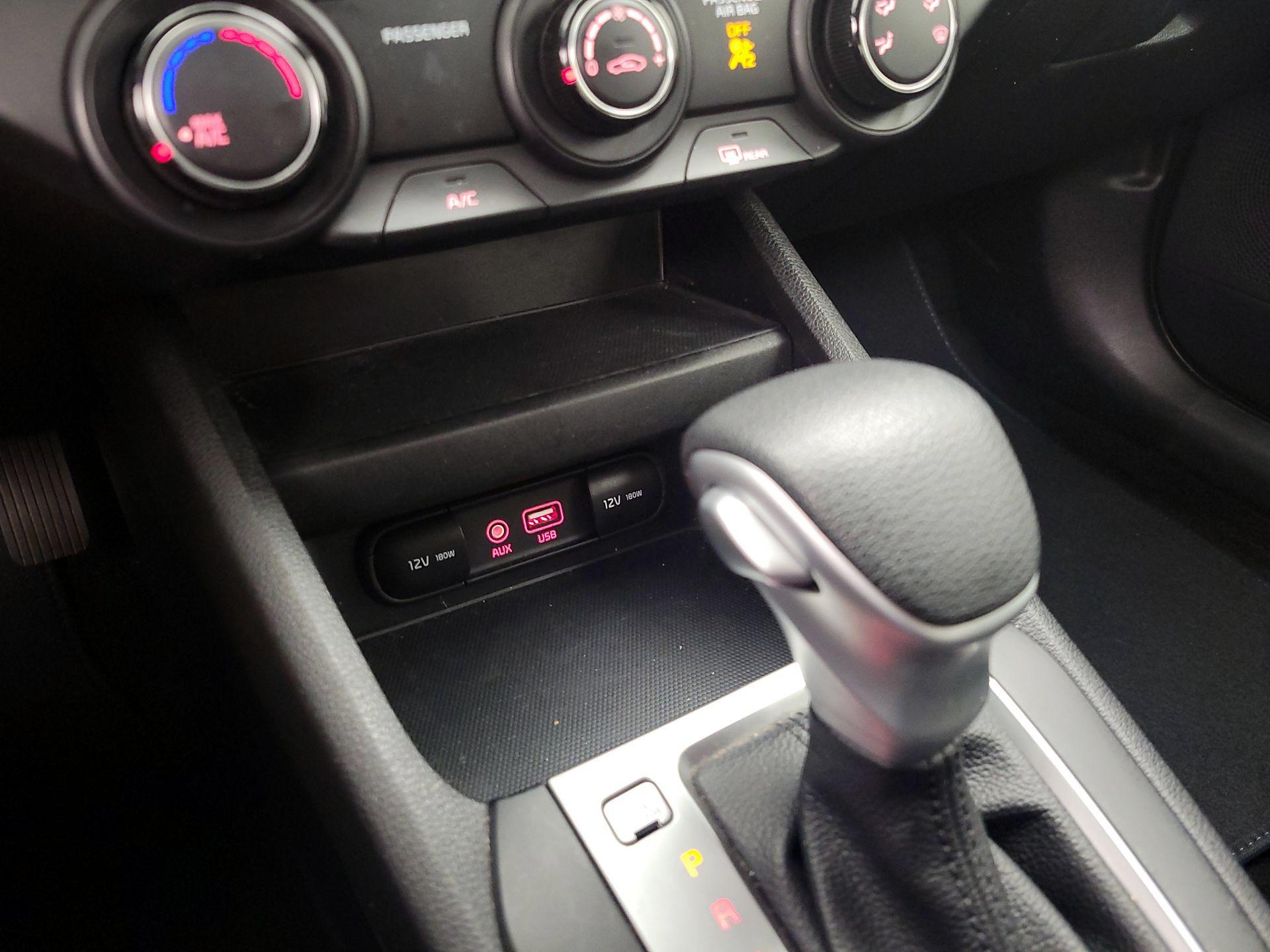Thumbnail: 2021 Kia Forte - 18