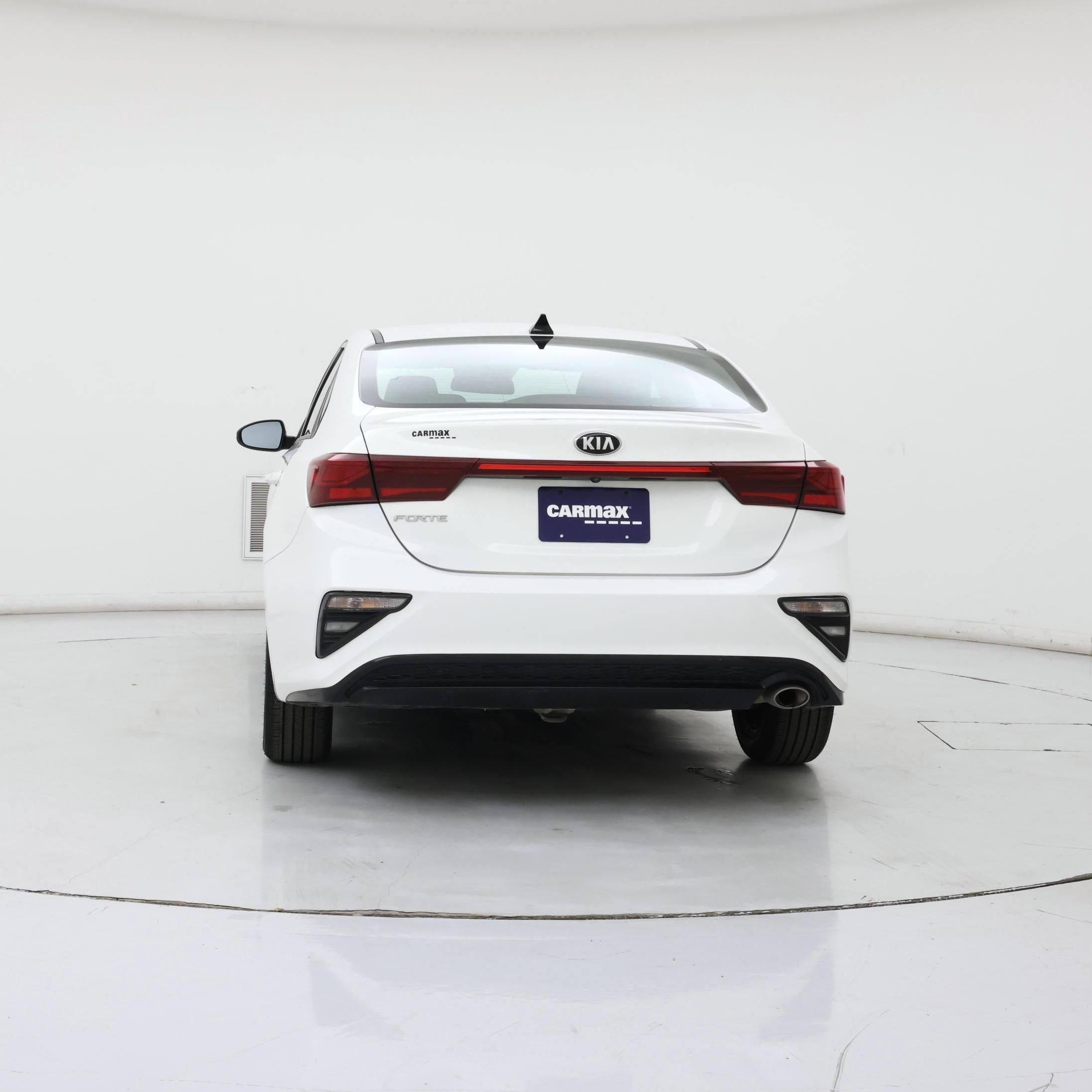 Thumbnail: 2021 Kia Forte - 6