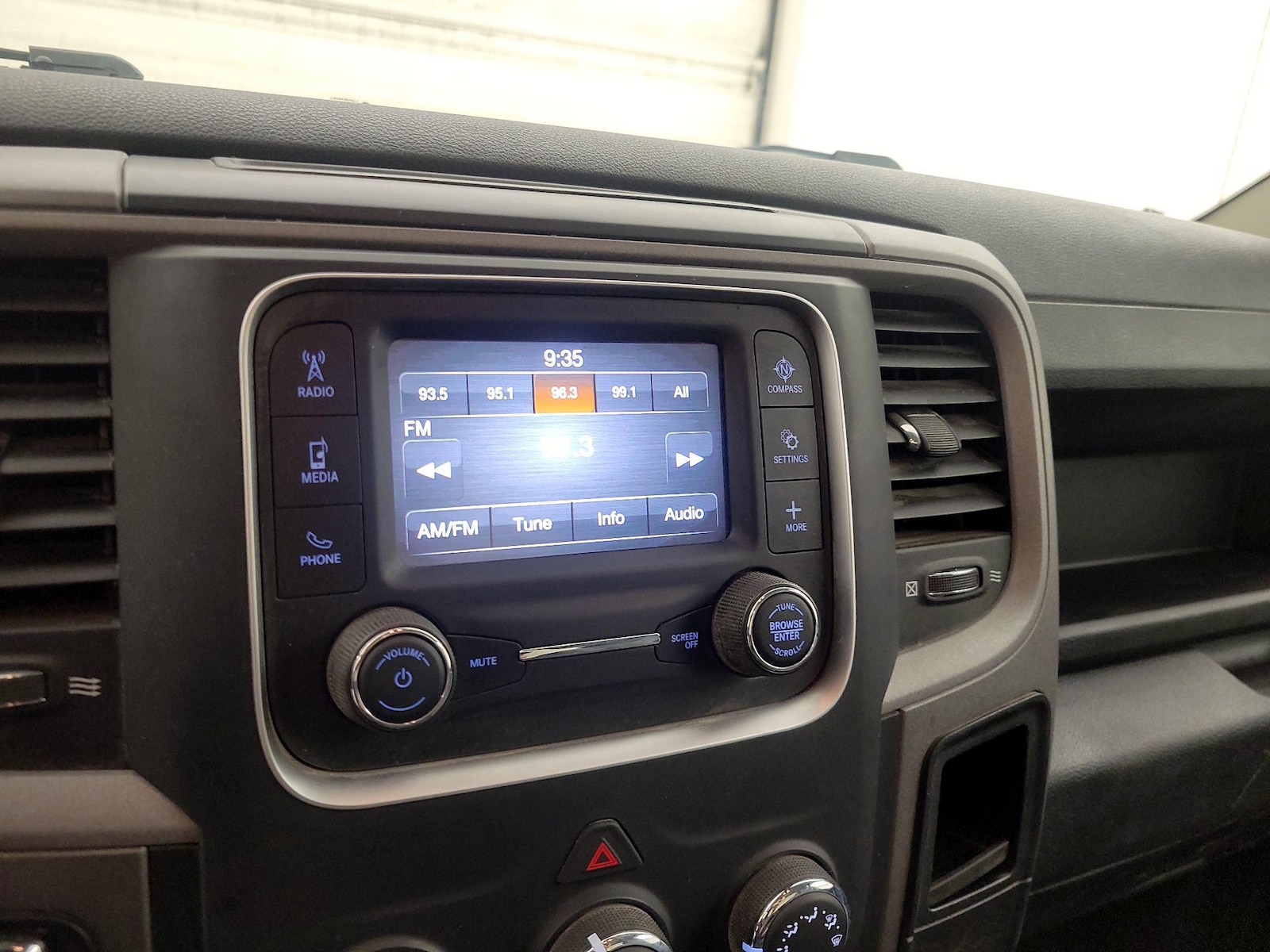 2023 RAM Ram 1500 Classic Tradesman - Photo 14