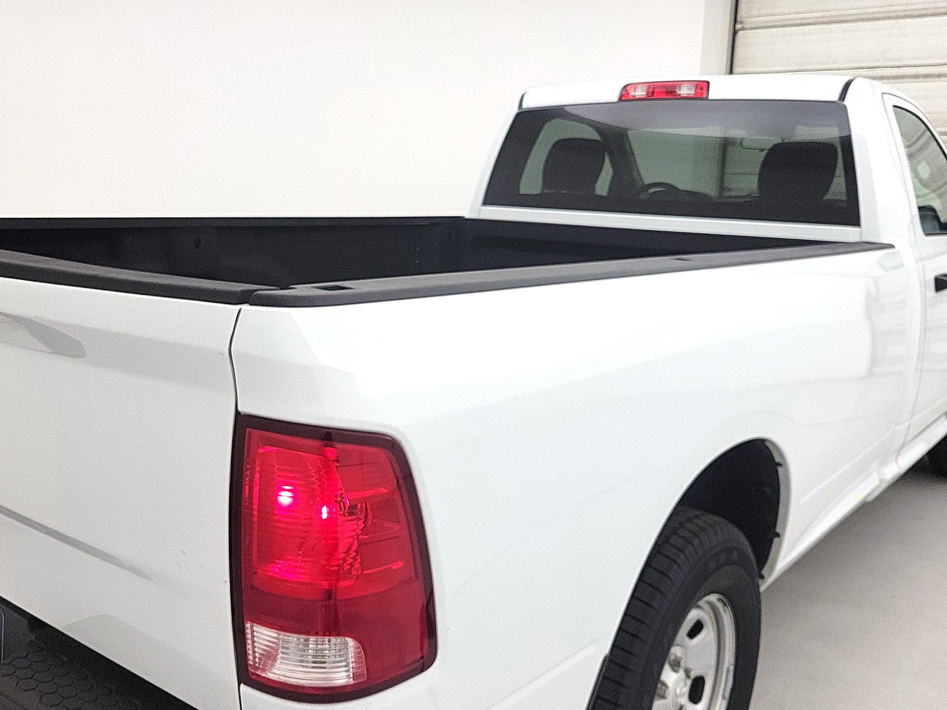 Thumbnail: 2023 RAM 1500 Classic - 5