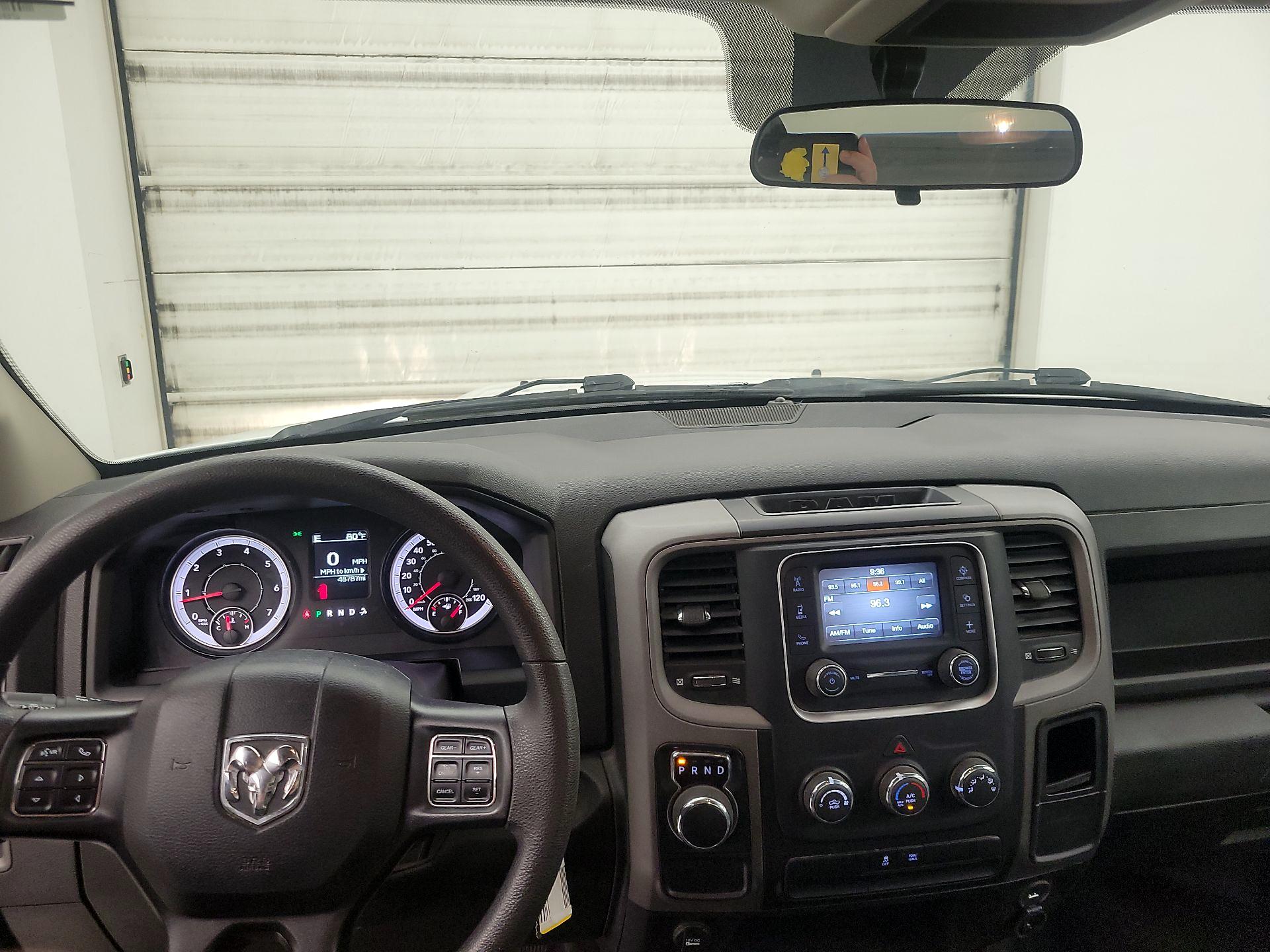 Thumbnail: 2023 RAM 1500 Classic - 8