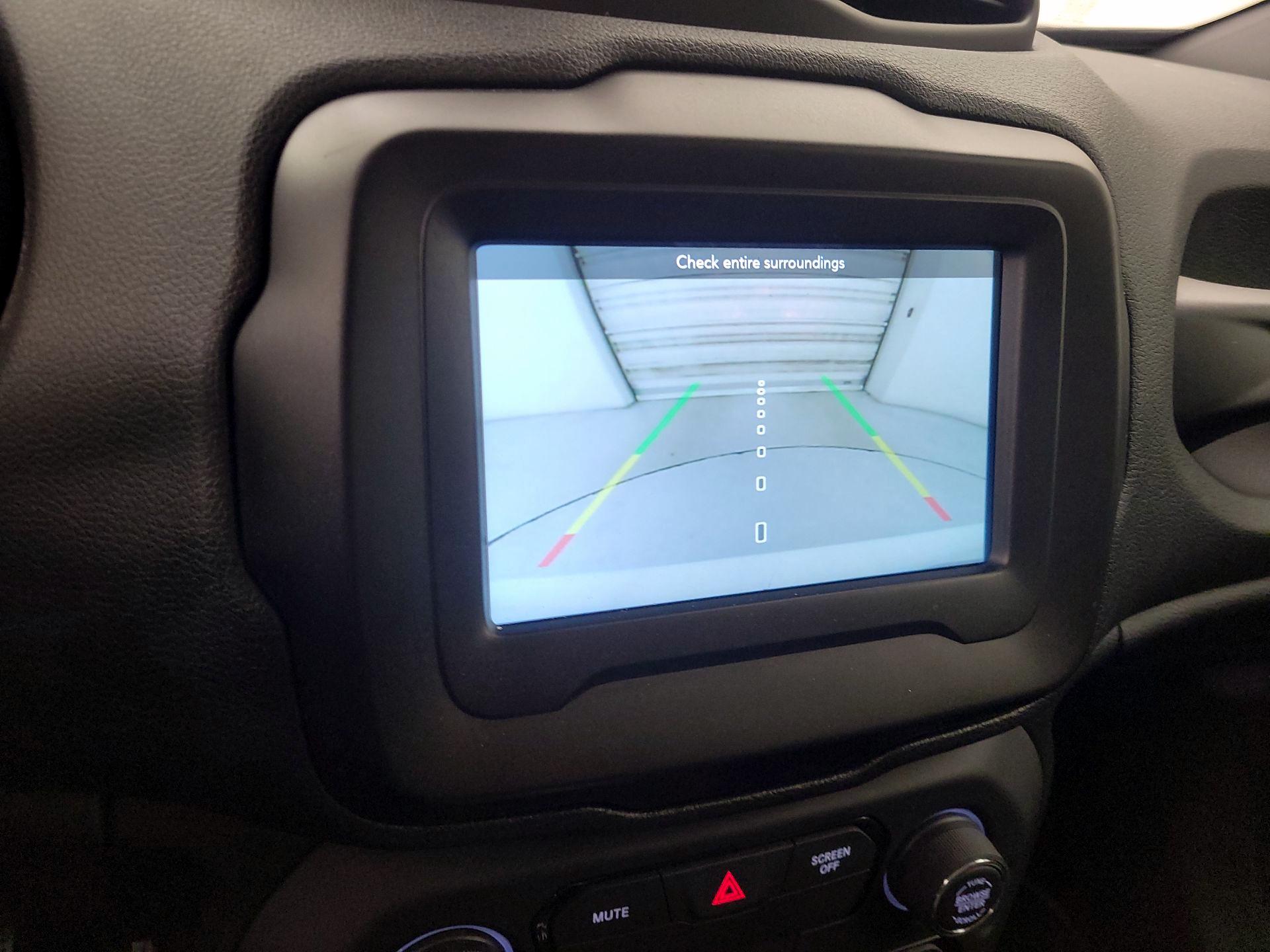 Thumbnail: 2020 Jeep Renegade - 14