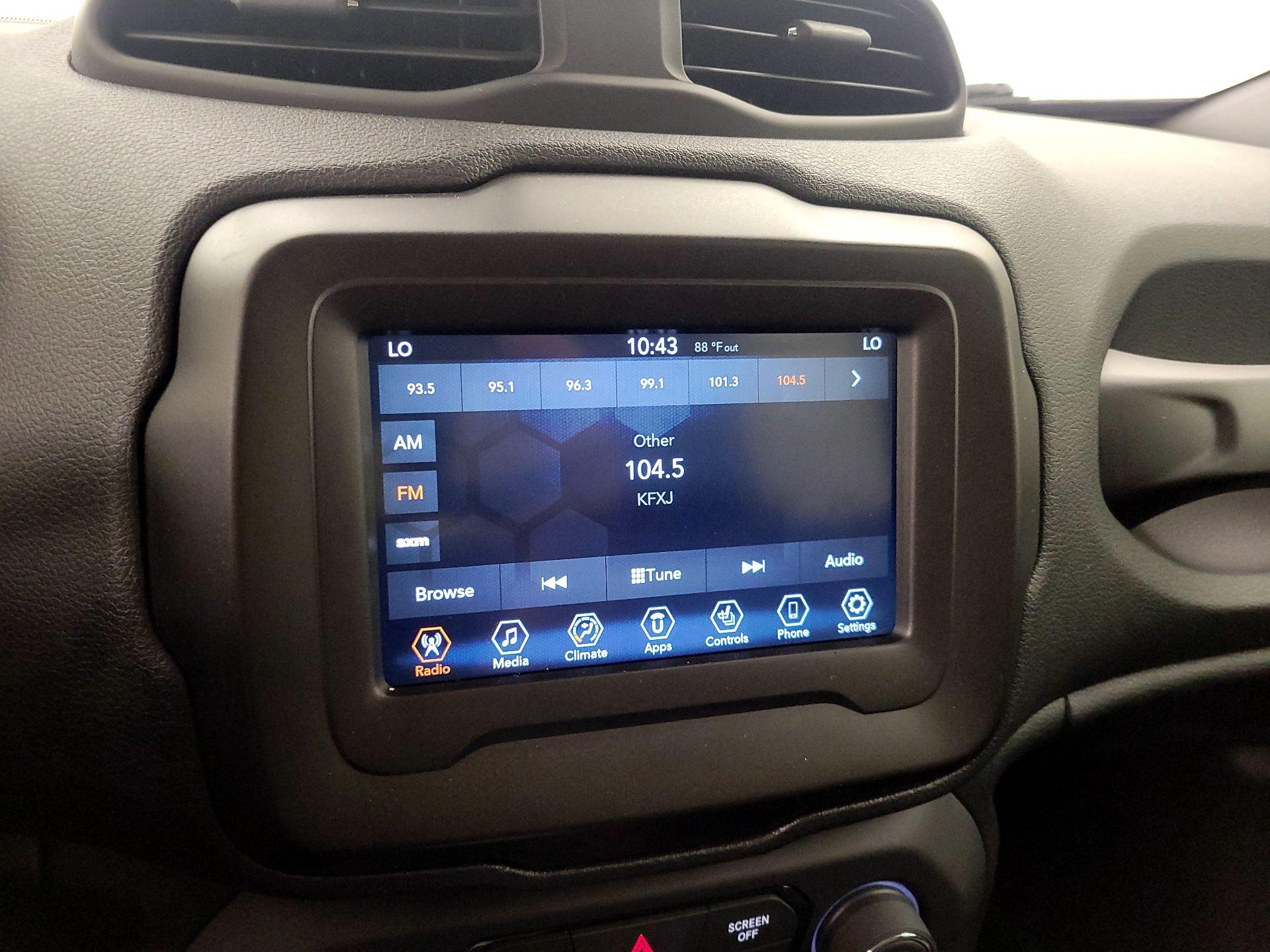 Thumbnail: 2020 Jeep Renegade - 15