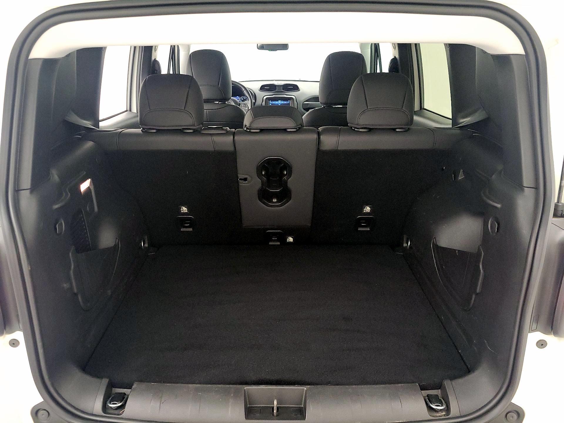 Thumbnail: 2020 Jeep Renegade - 20
