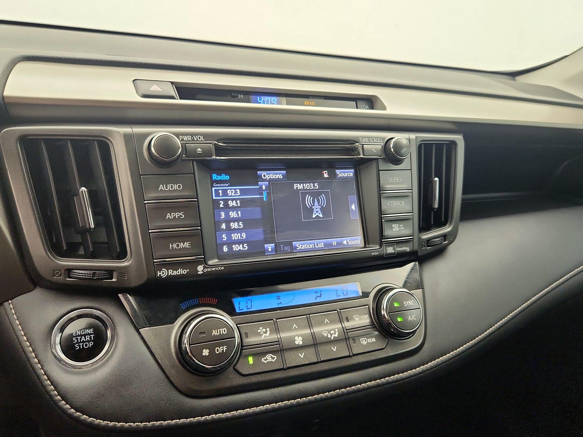 Thumbnail: 2015 Toyota RAV4 - 15