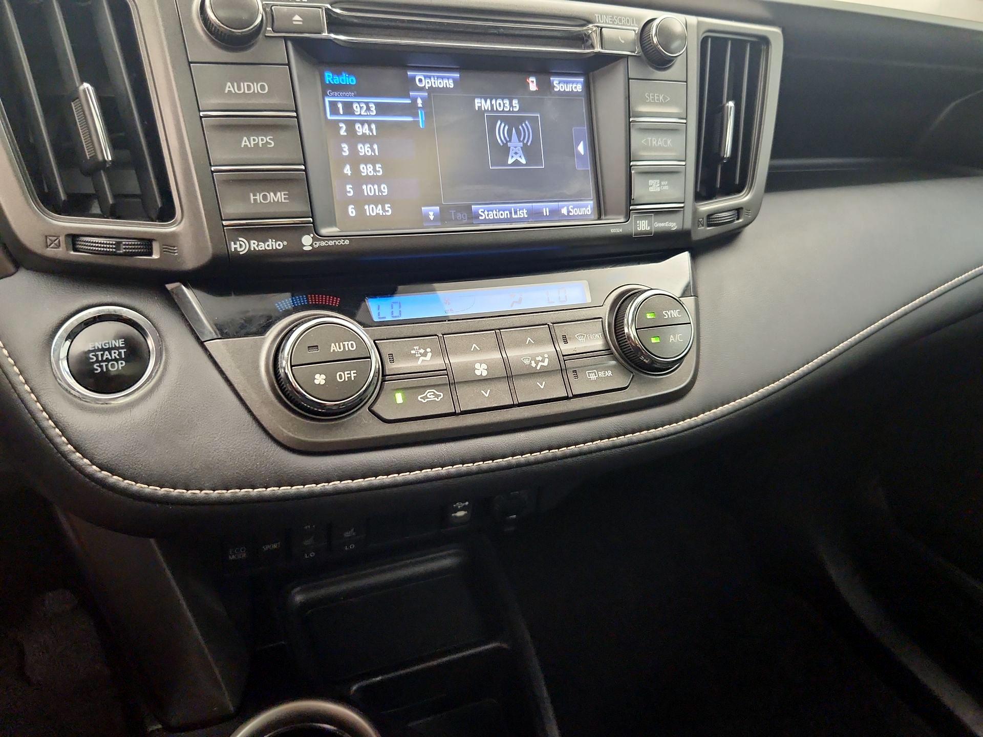 Thumbnail: 2015 Toyota RAV4 - 16