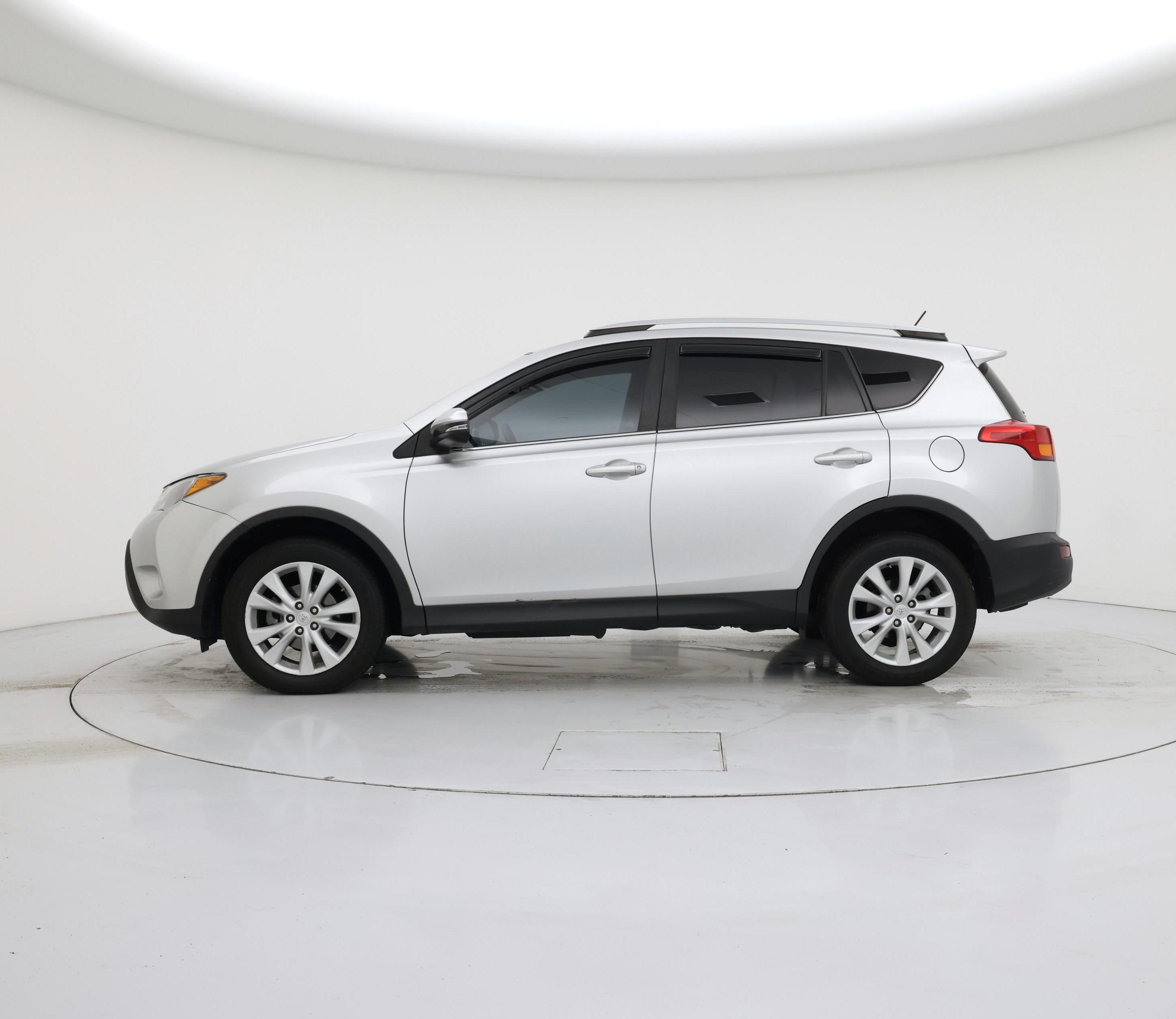 Thumbnail: 2015 Toyota RAV4 - 3