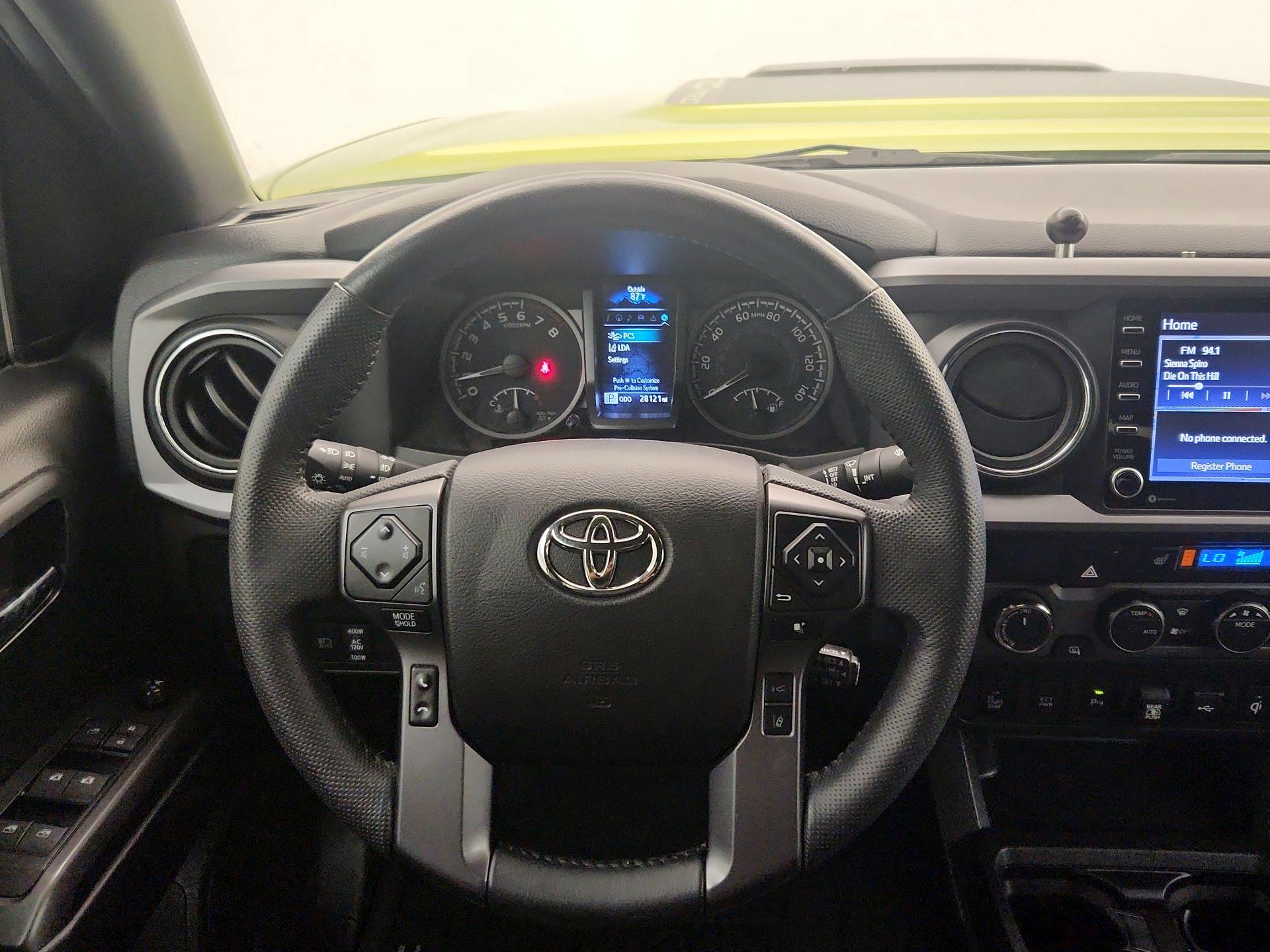 Thumbnail: 2022 Toyota Tacoma - 10