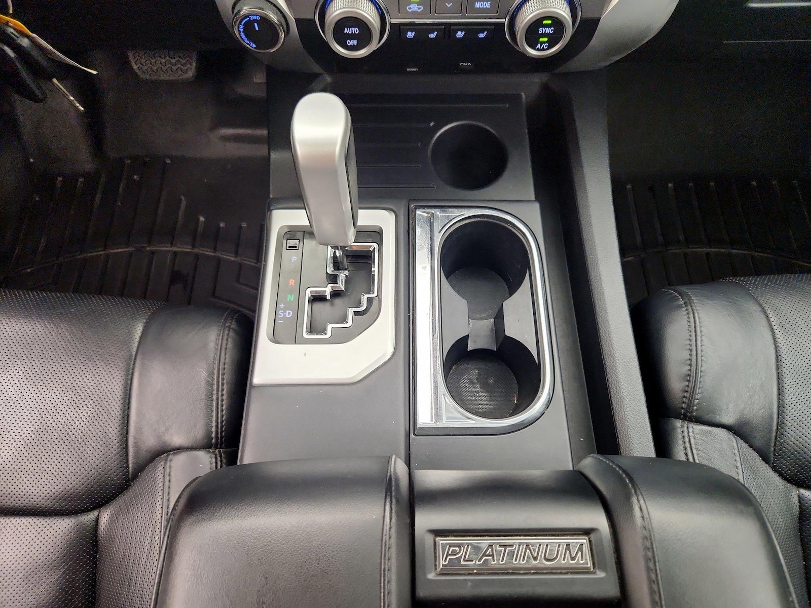 2018 Toyota Tundra Platinum - Photo 18