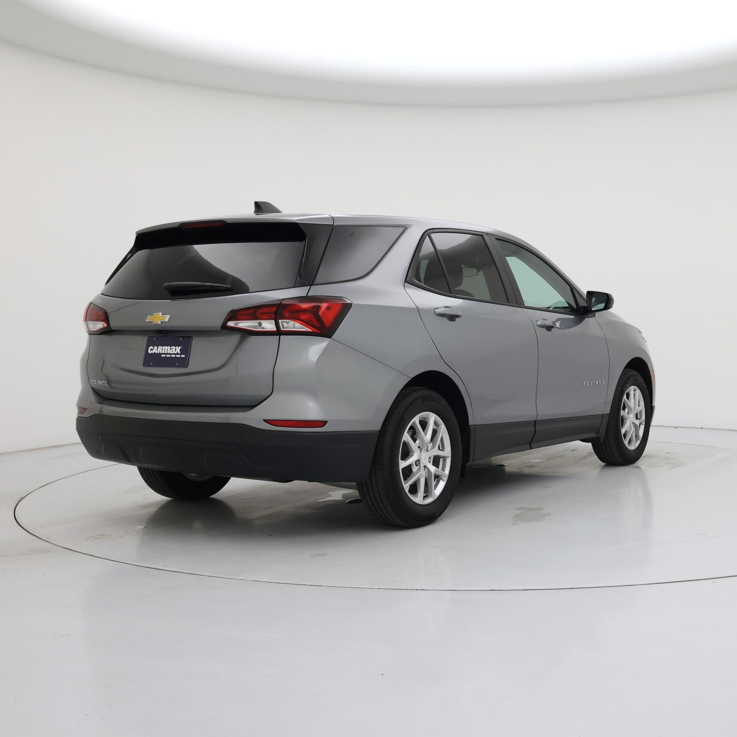 Thumbnail: 2023 Chevrolet Equinox - 8