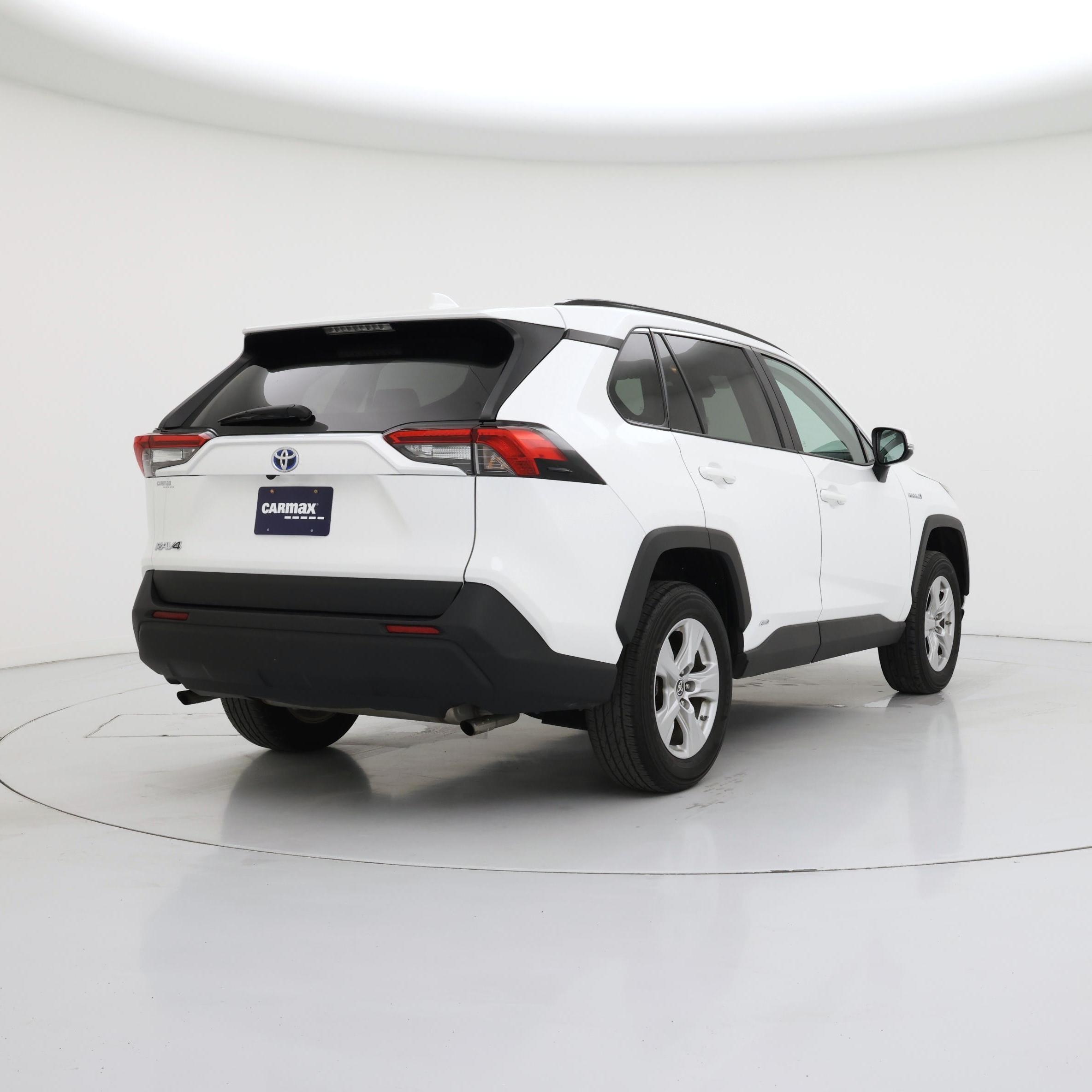Thumbnail: 2021 Toyota RAV4 - 8