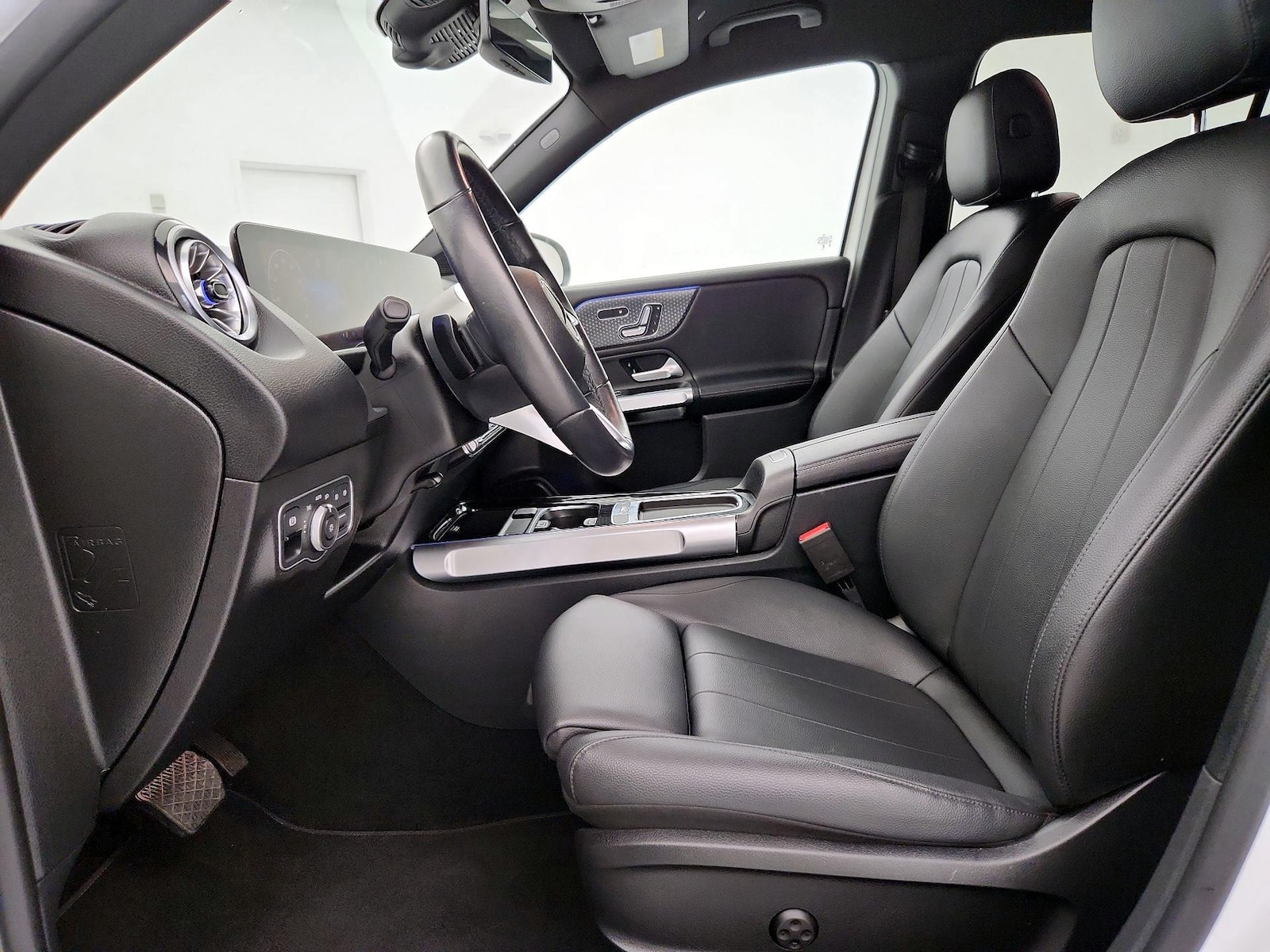 2024 Mercedes-Benz GLB Base - Photo 12
