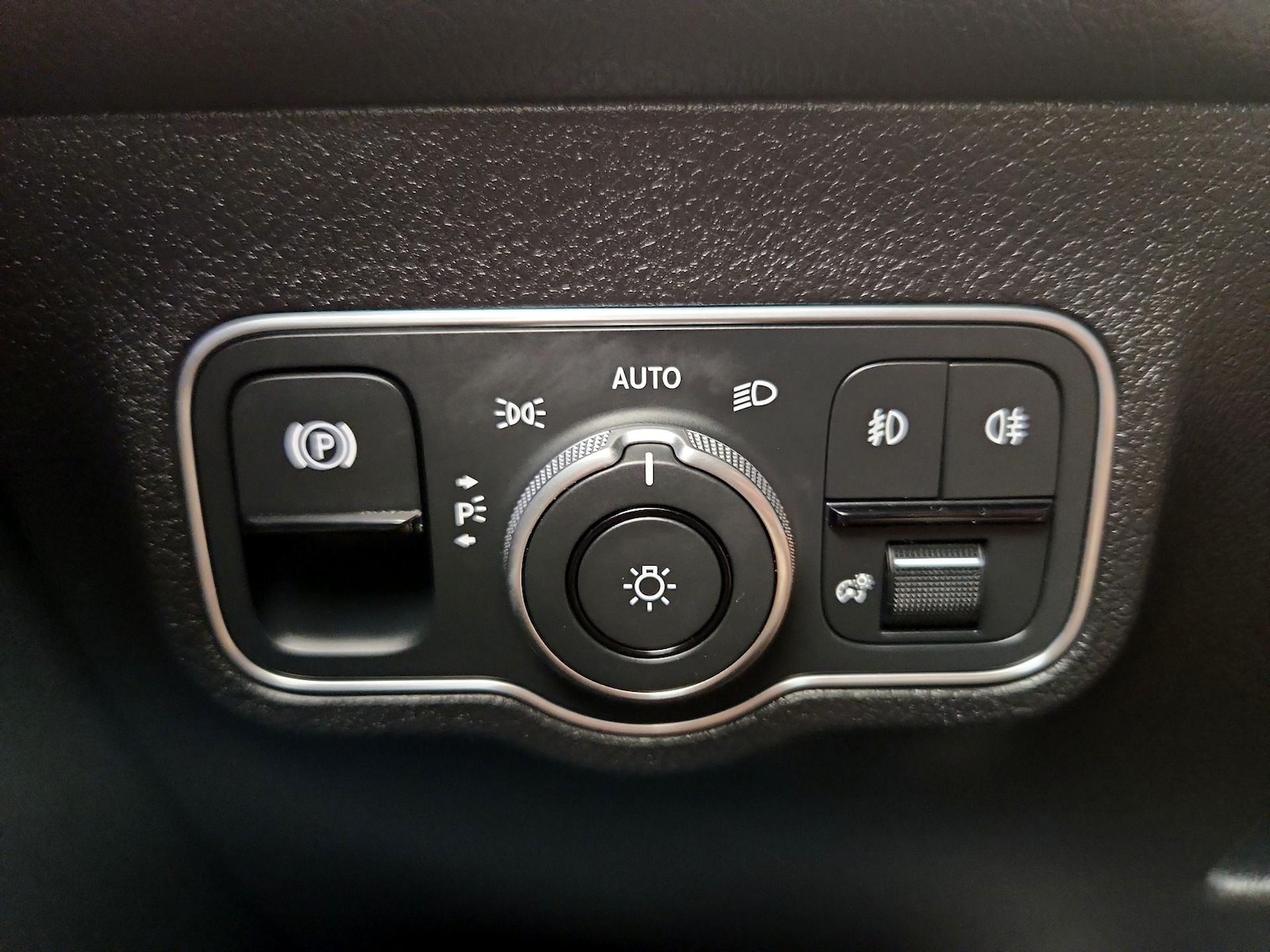 2024 Mercedes-Benz GLB Base - Photo 14