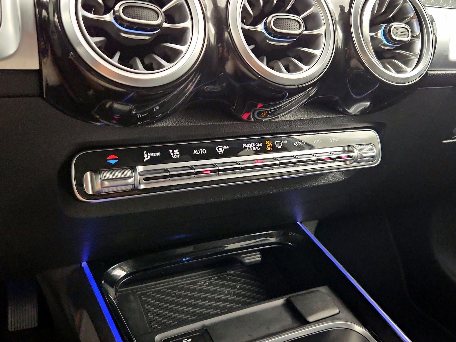 2024 Mercedes-Benz GLB Base - Photo 17