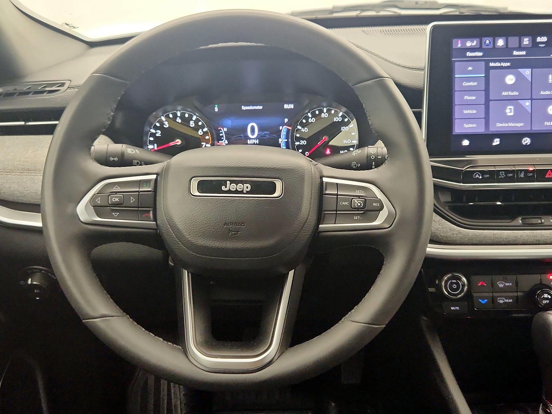 Thumbnail: 2023 Jeep Compass - 10