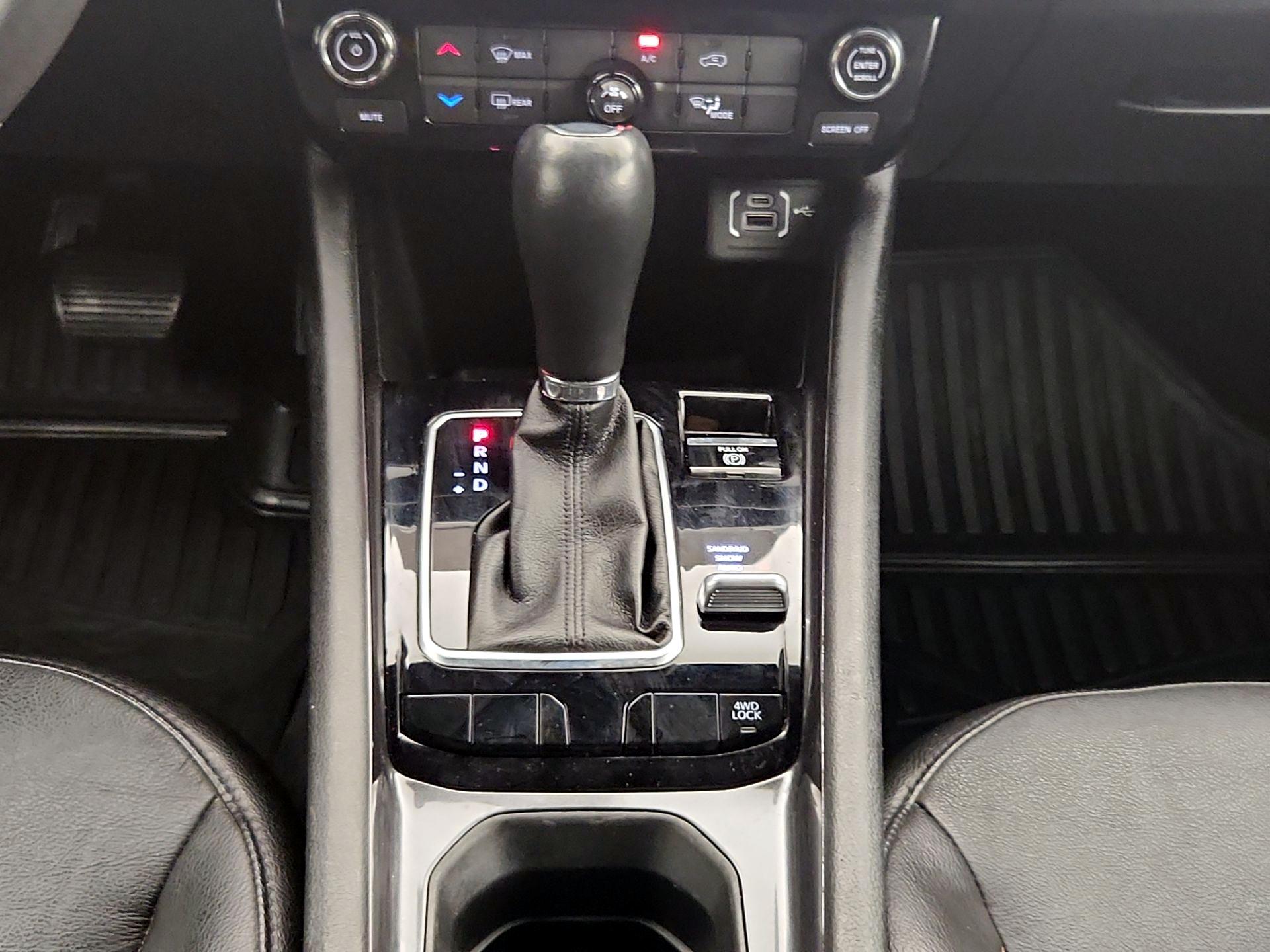 Thumbnail: 2023 Jeep Compass - 17