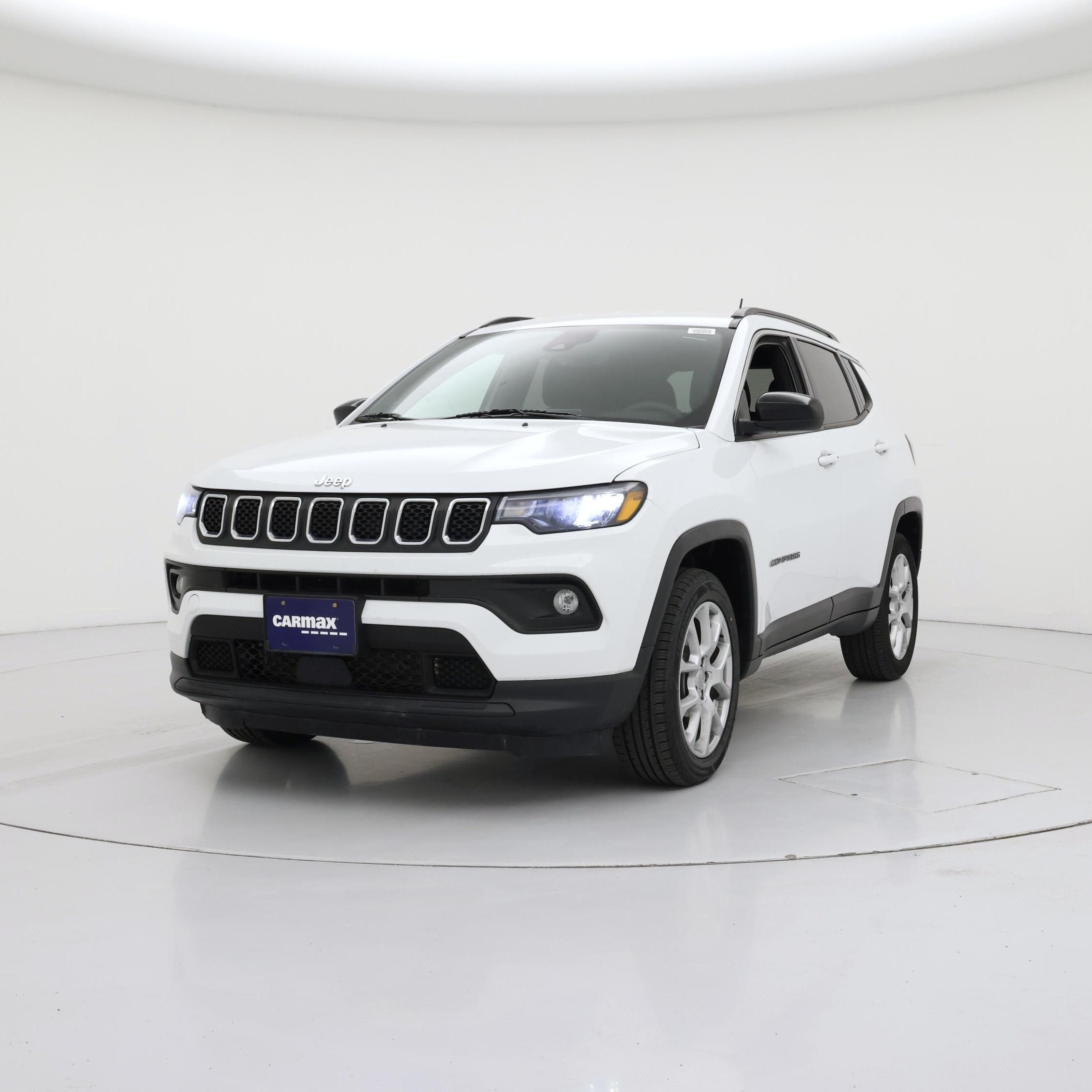 Thumbnail: 2023 Jeep Compass - 4