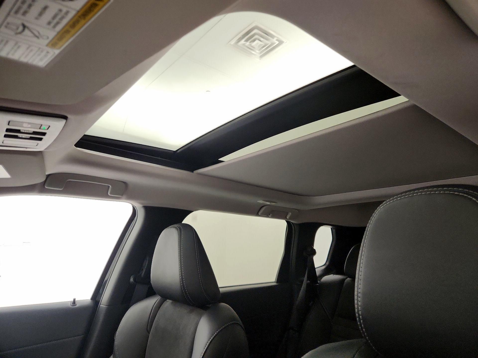 Thumbnail: 2024 Mitsubishi Outlander - 20