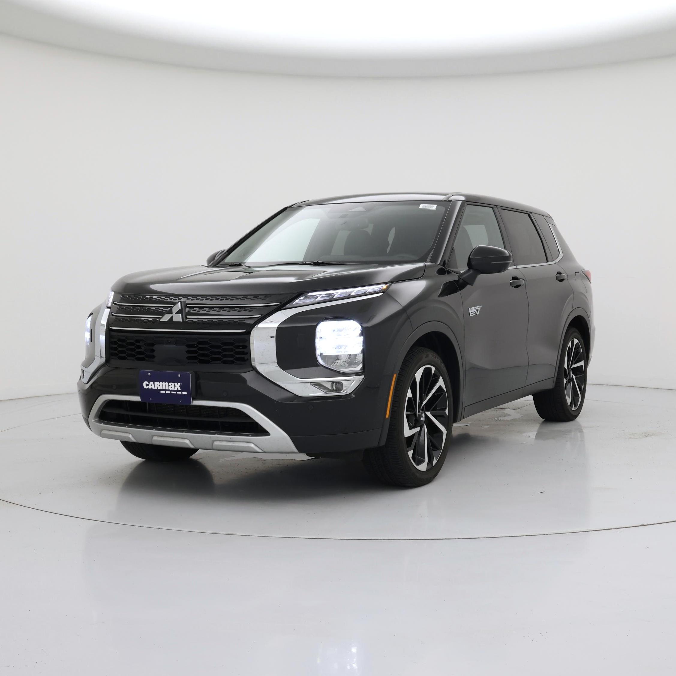 Thumbnail: 2024 Mitsubishi Outlander - 4