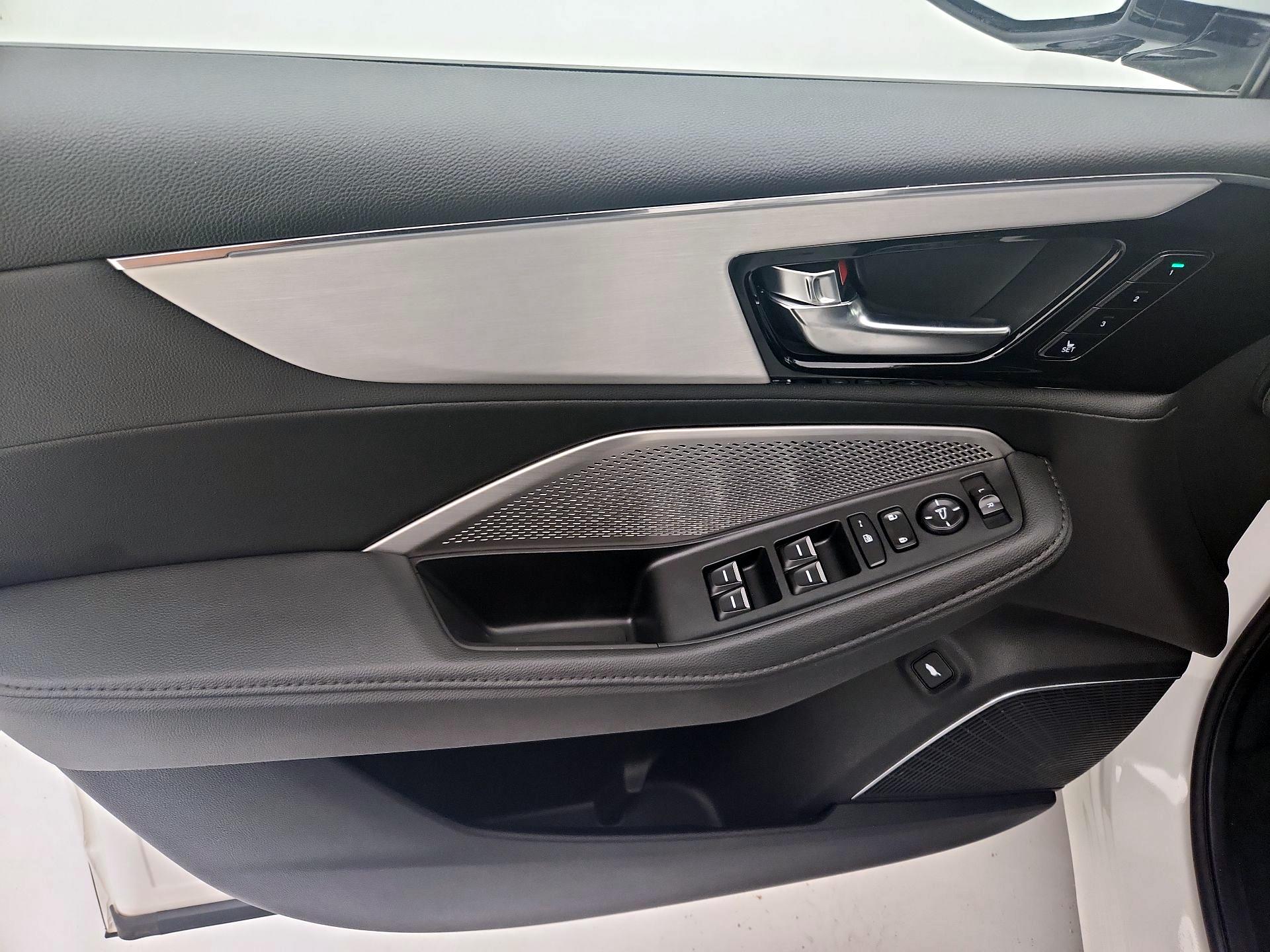 Thumbnail: 2024 Acura MDX - 12