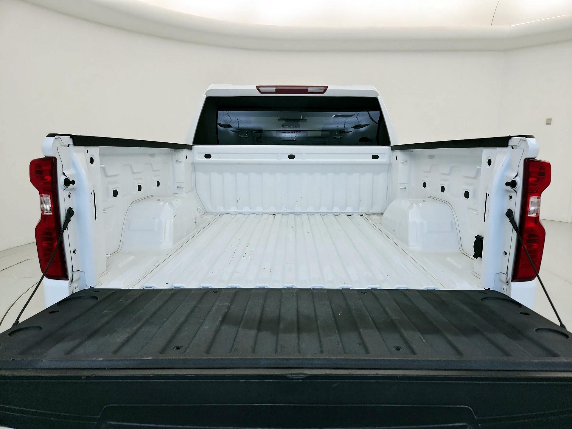 Thumbnail: 2023 Chevrolet Silverado 1500 - 20